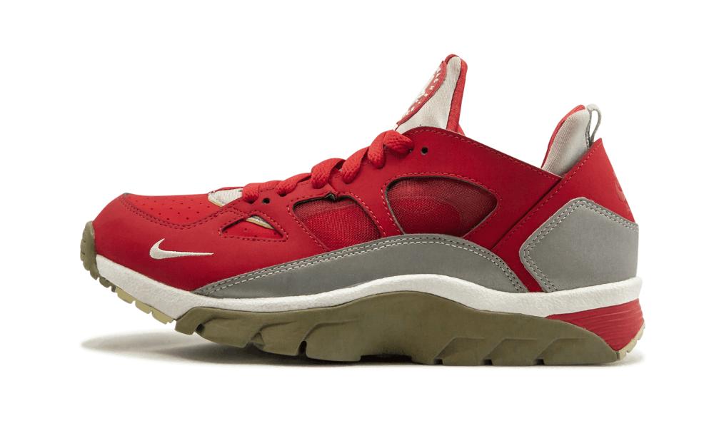 {keywor d} nike air trainer huarache low