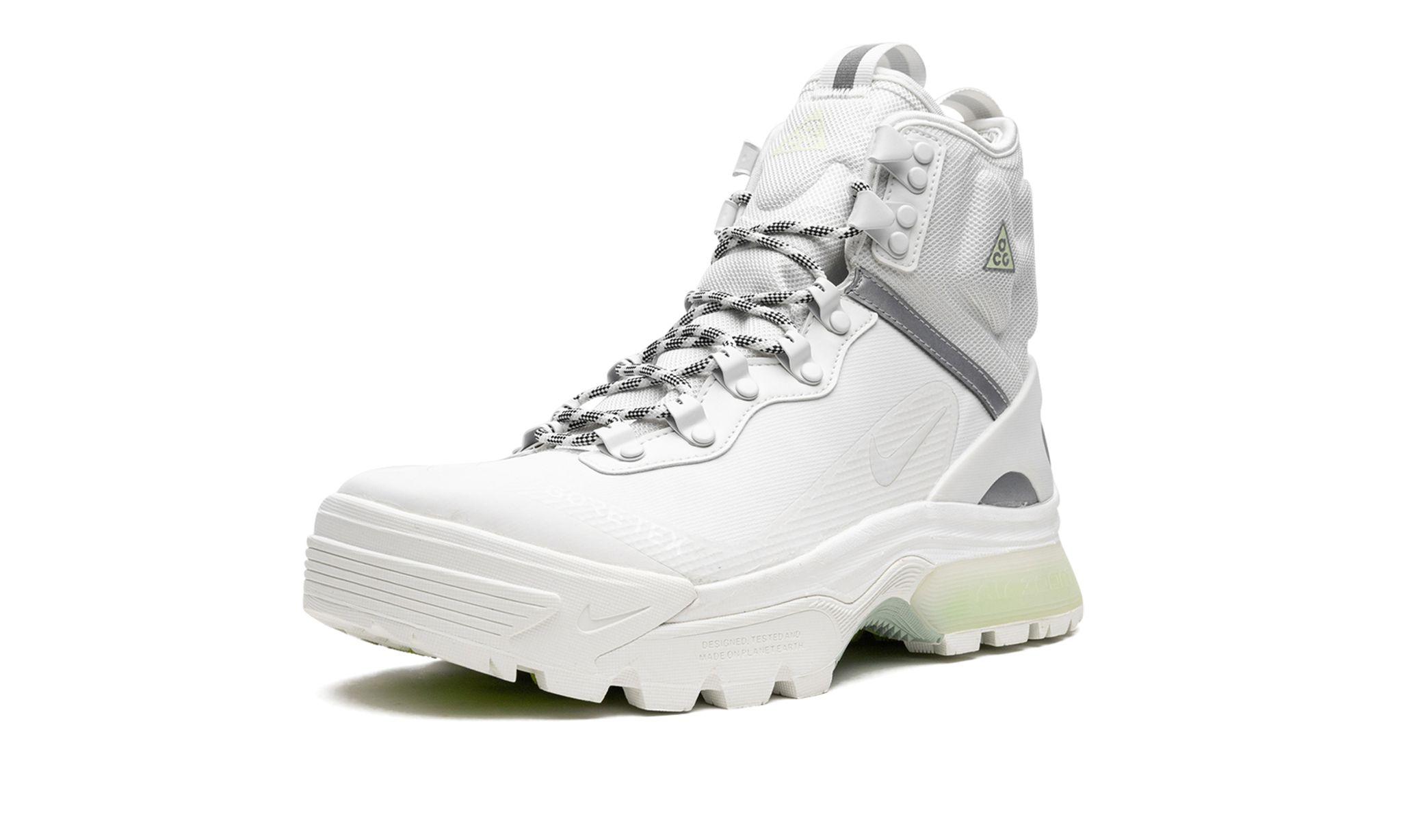 White deals acg boots