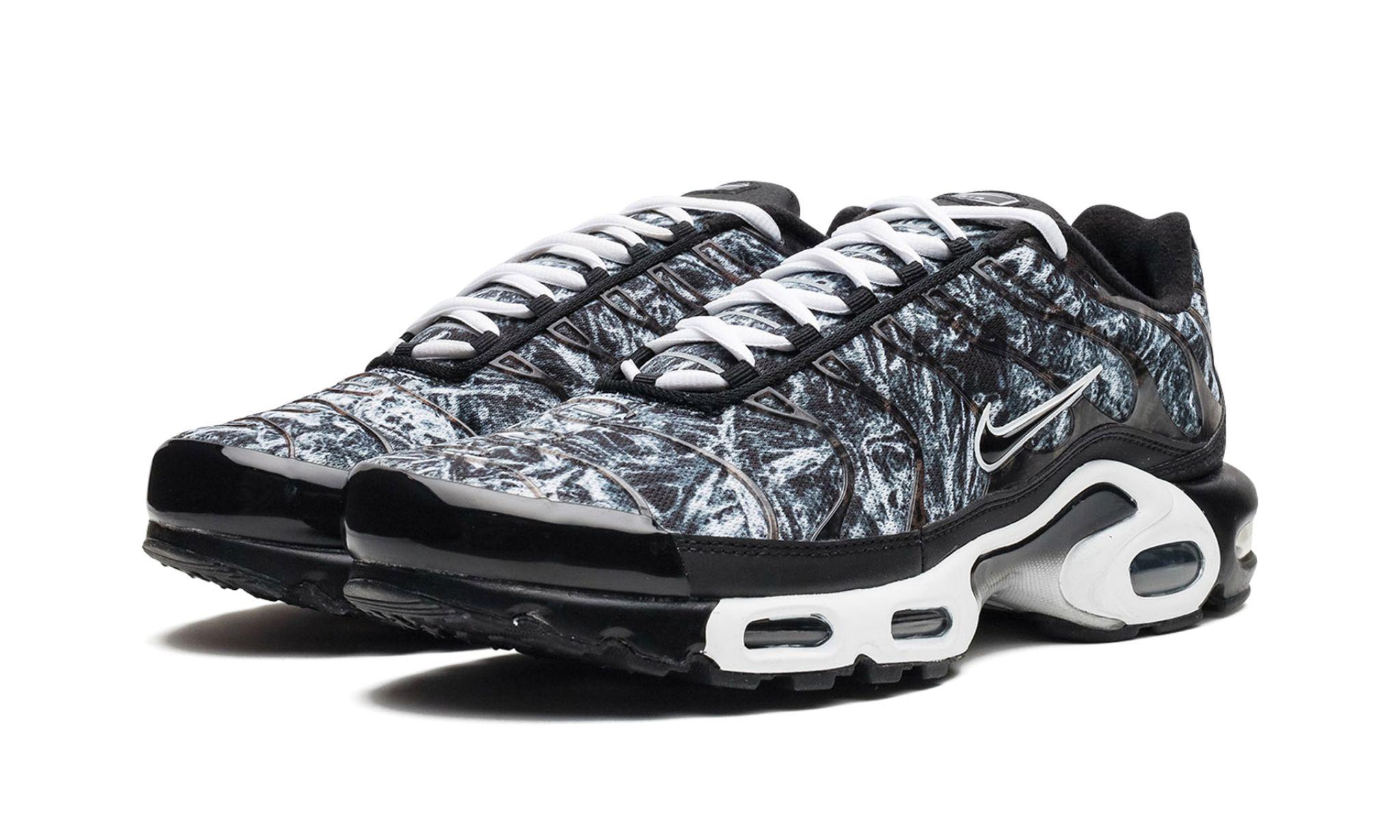 Nike Air Max Plus Amp "shattered Ice" Shoes in Black for Men | Lyst UK