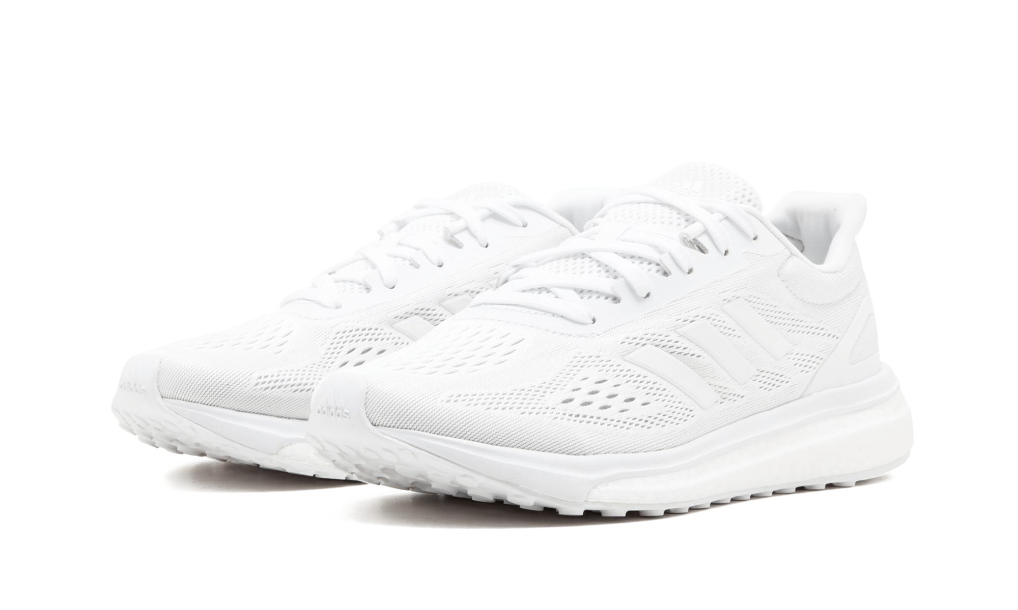 response lt running sneaker