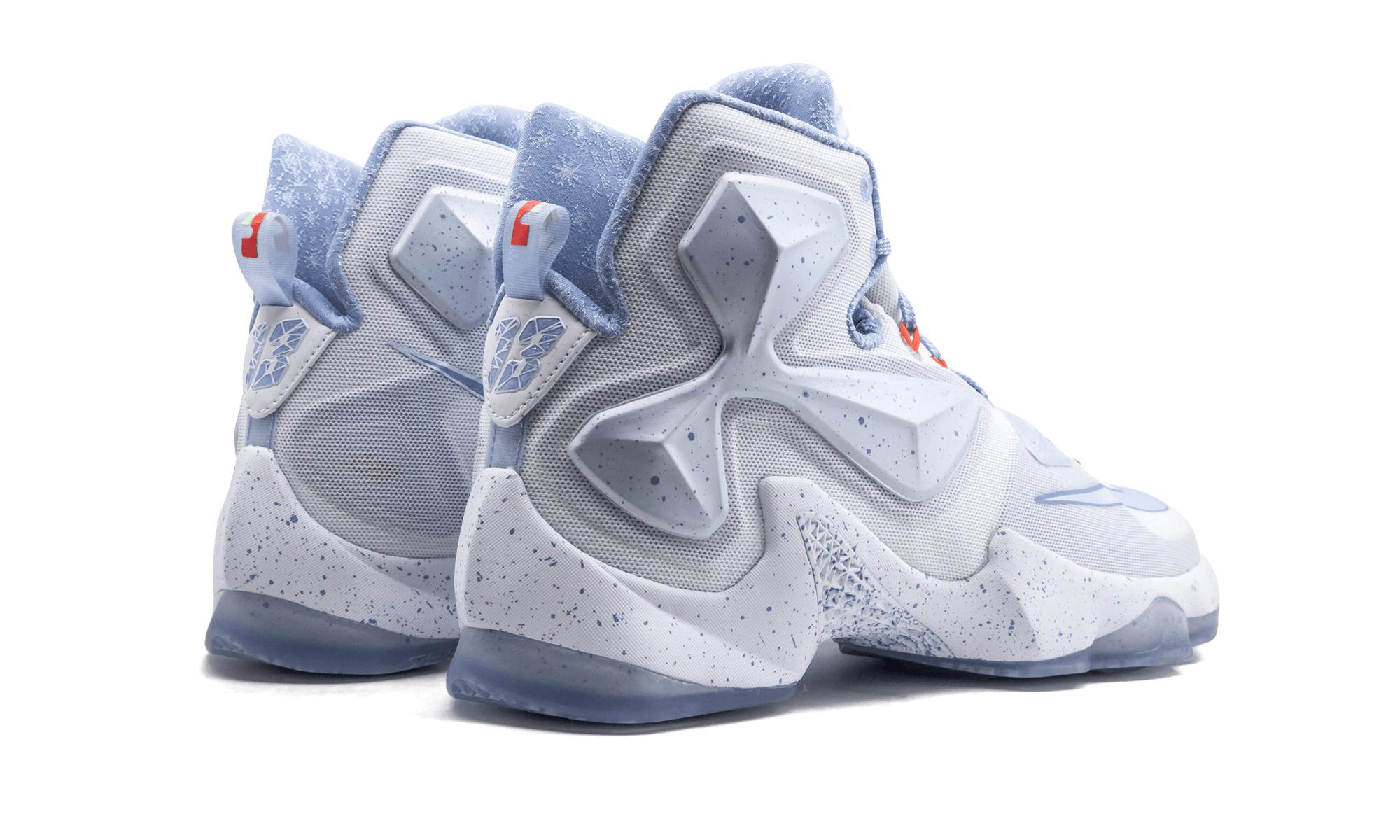 lebron 13 xmas