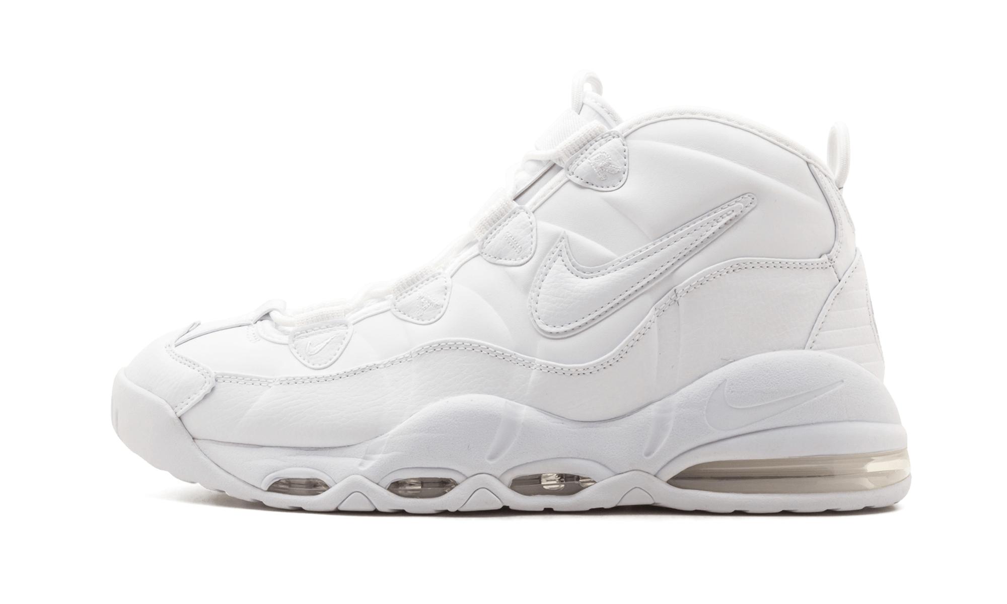 air max uptempo 95 triple white