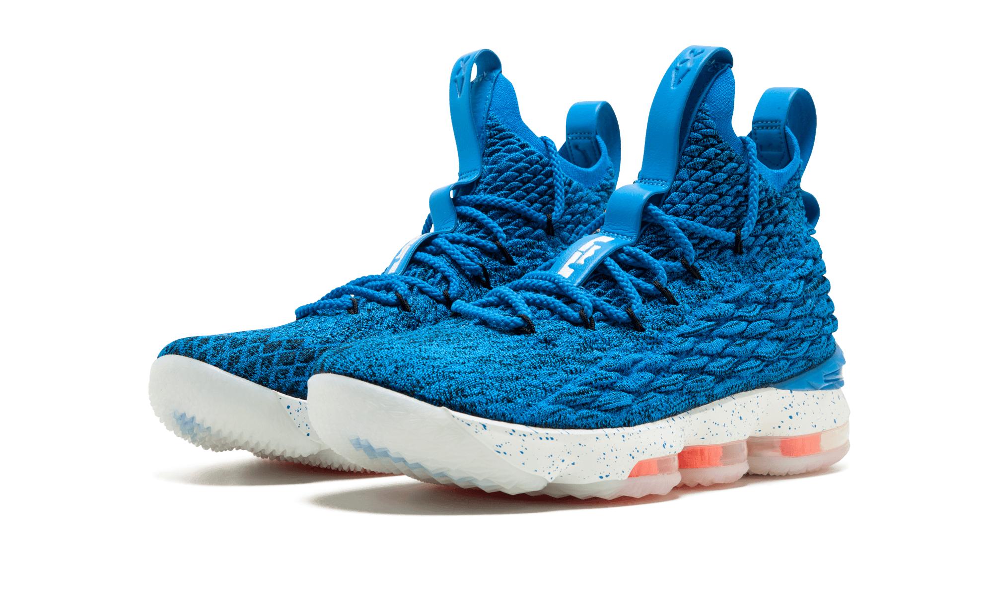 lebron 15 blue and white
