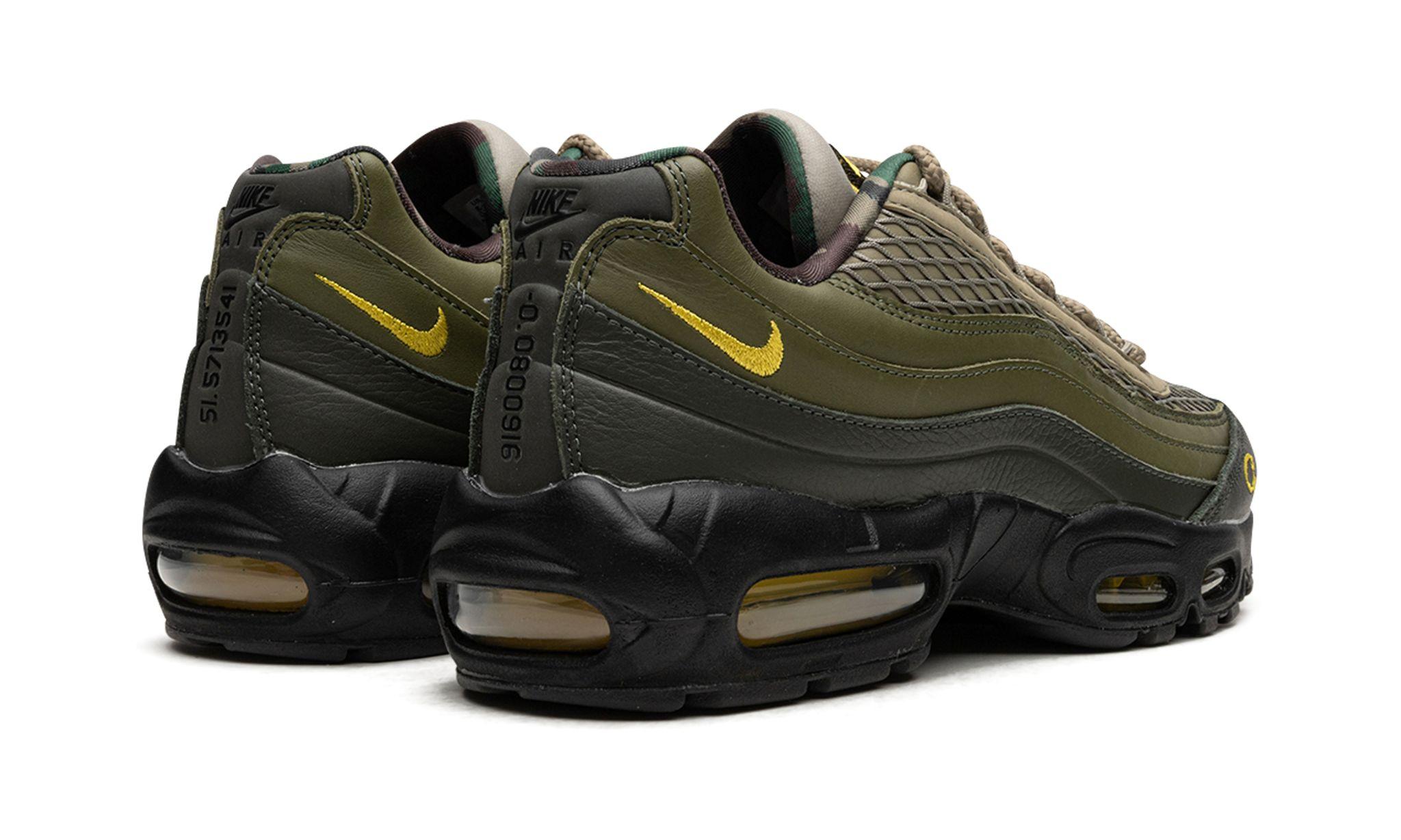 Yellow Air Max 95 Essential Black Green Nike Air Max 95 Carbon