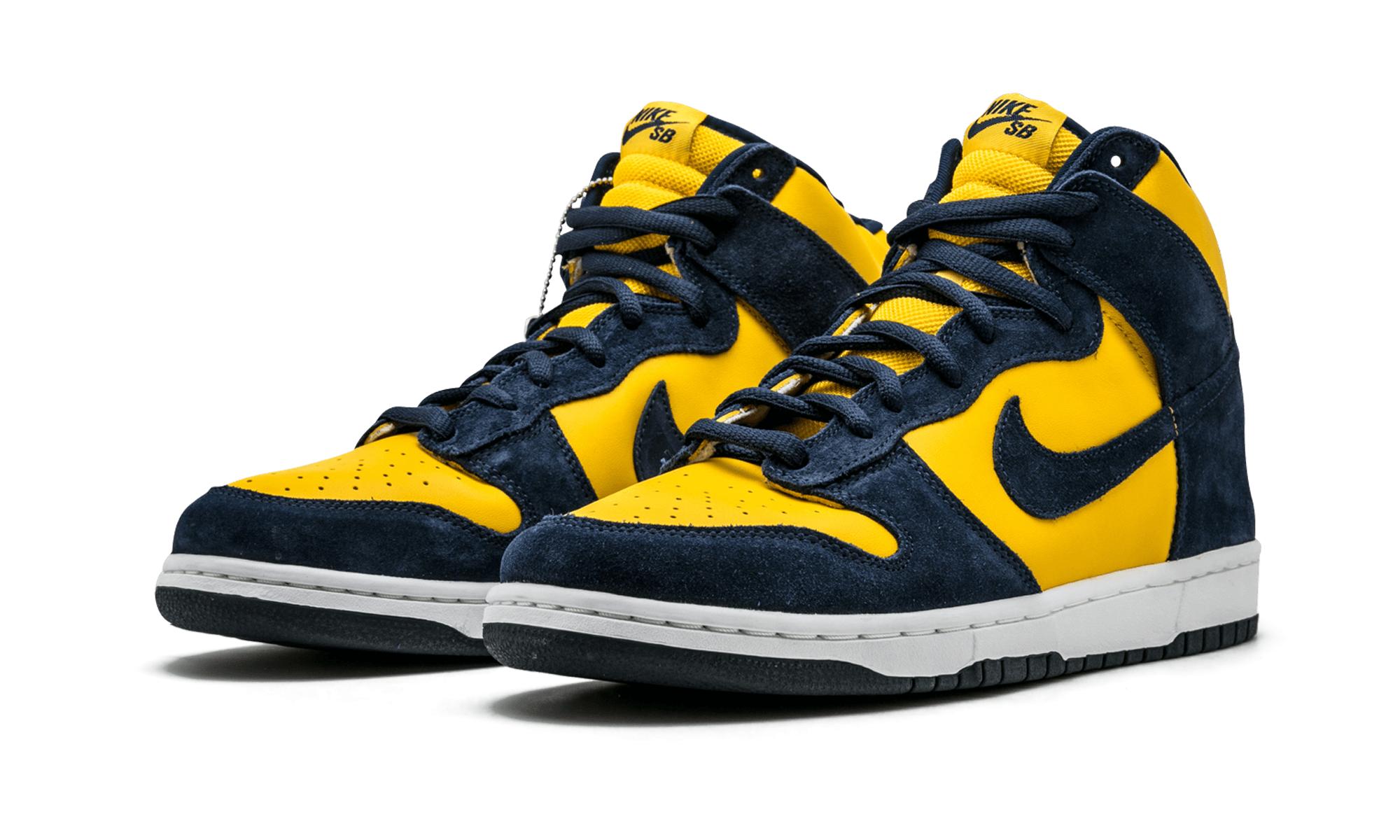 nike sb high tops strap