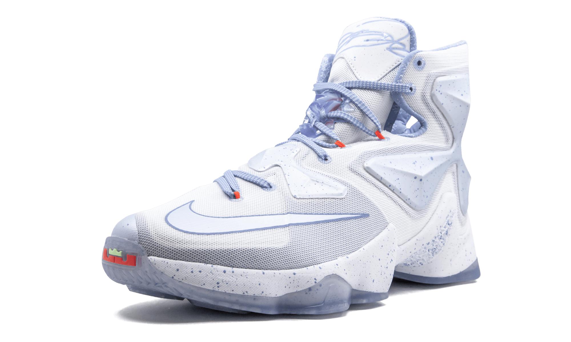 lebron 13 xmas