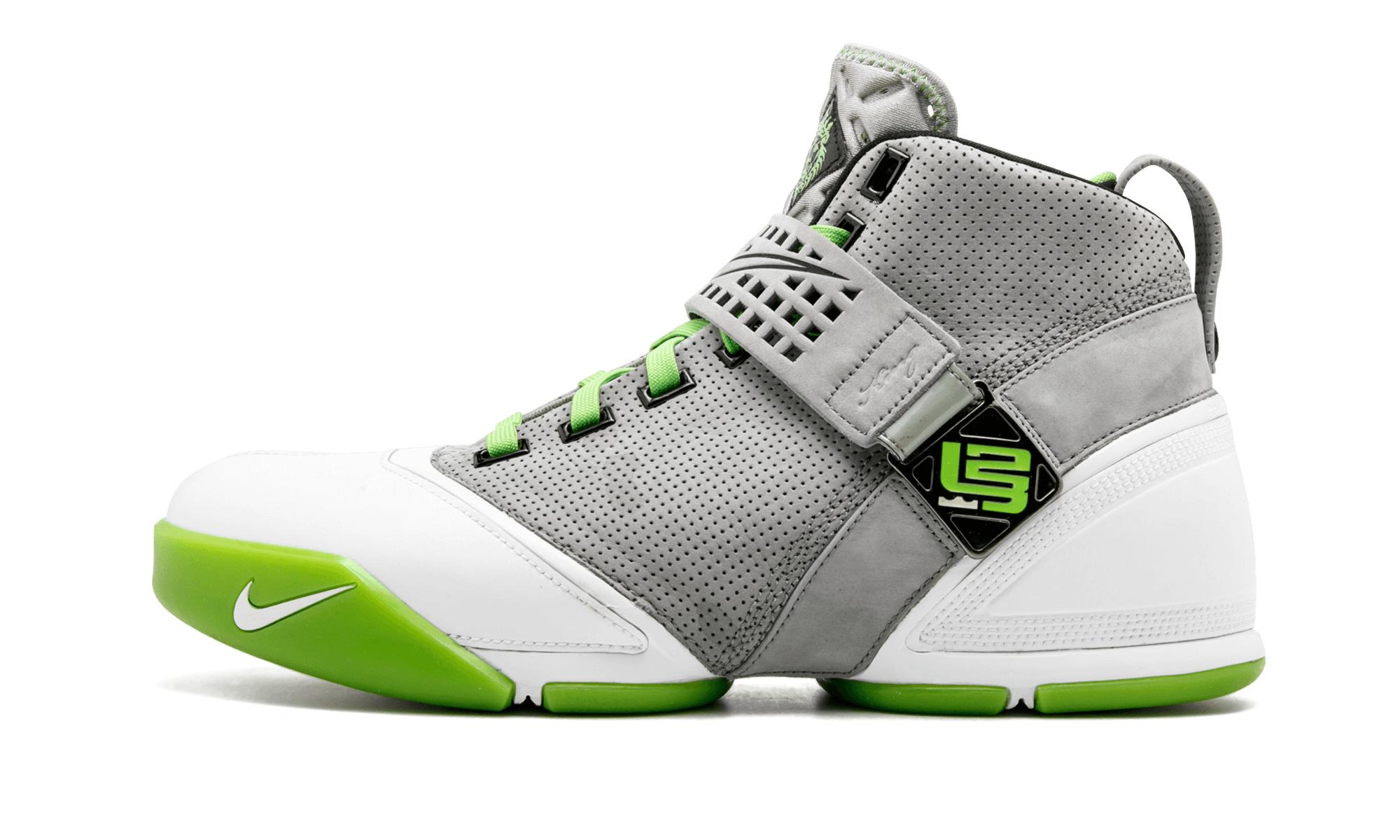 nike lebron 5 or