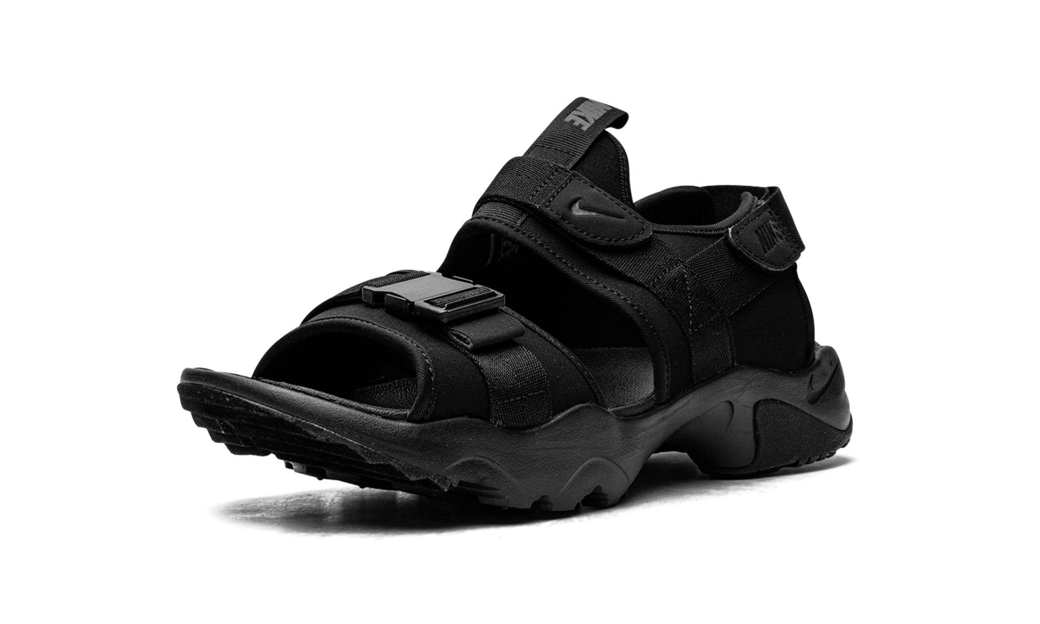 Nike sandals sale with straps
