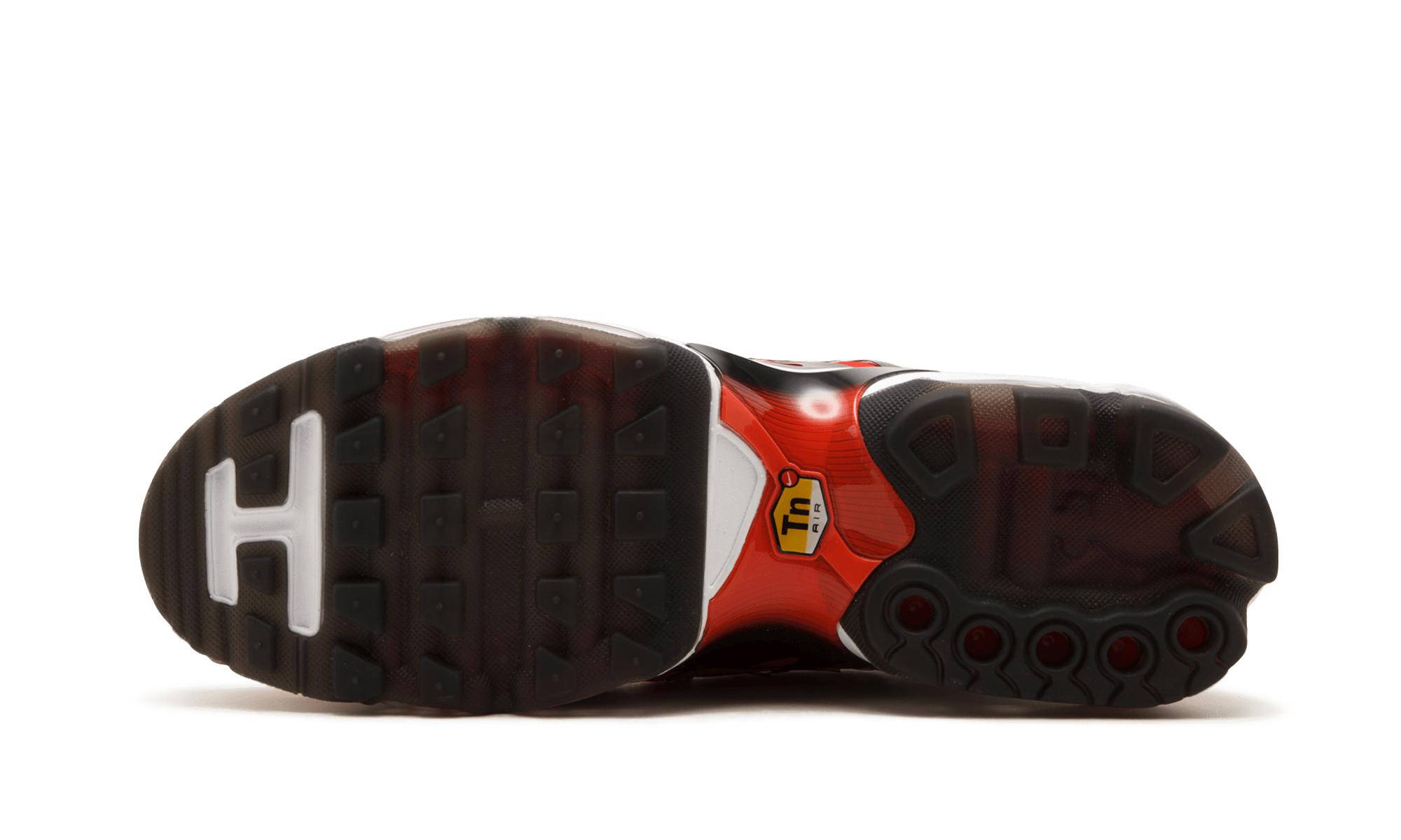 nike air max plus tn ultra red