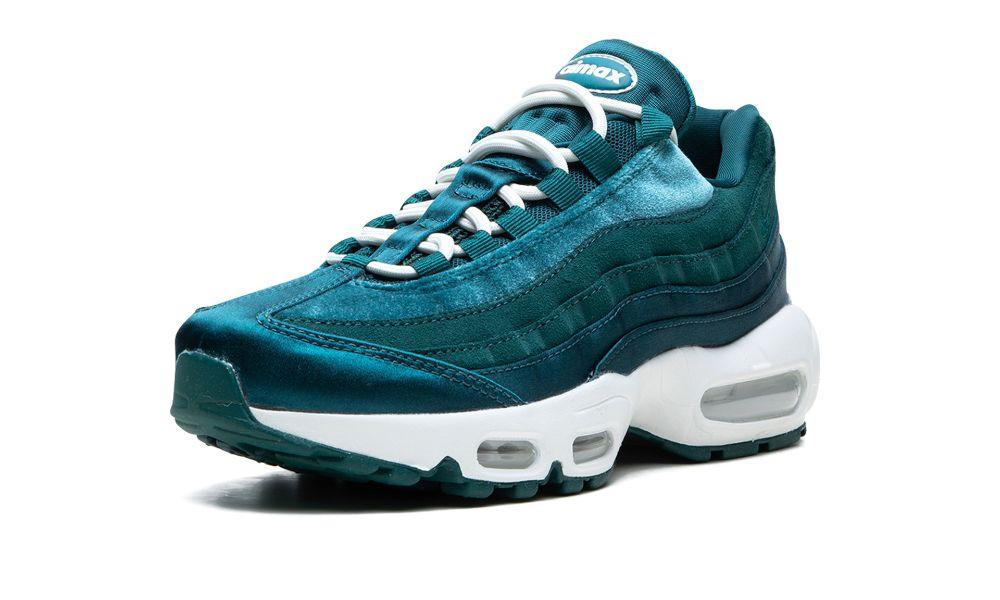 blue green air max 95