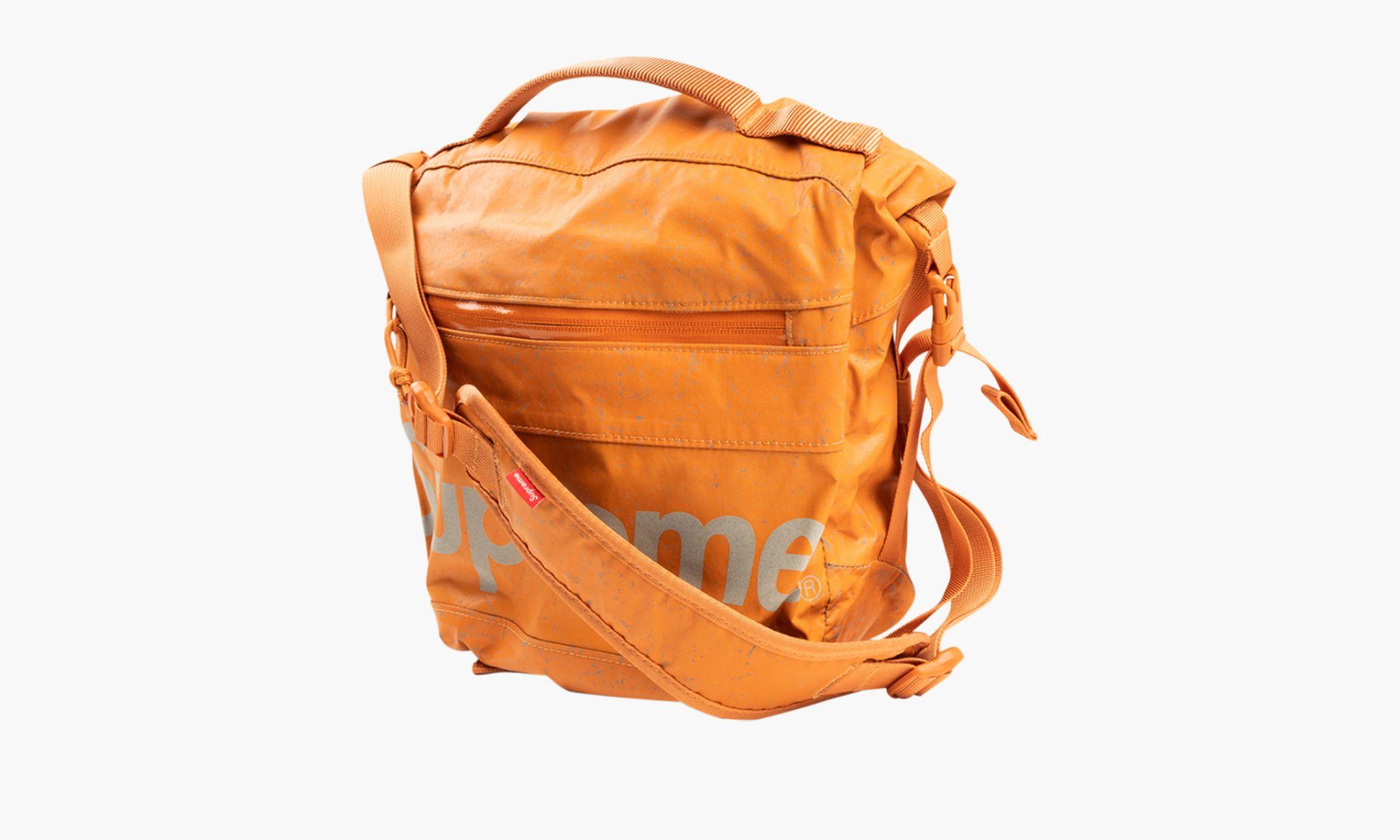 Supreme Shoulder Bag FW 22 Red - Stadium Goods