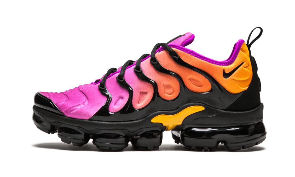 nike vapormax wide width