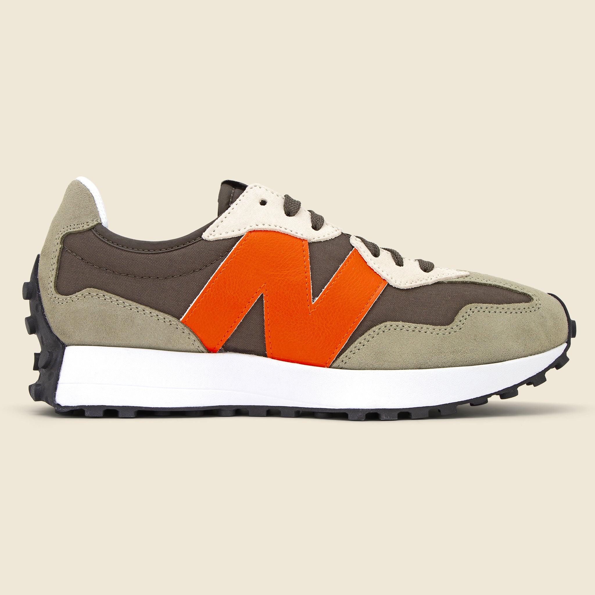New Balance 327 Sneaker - True Camo/vibrant Orange for Men | Lyst