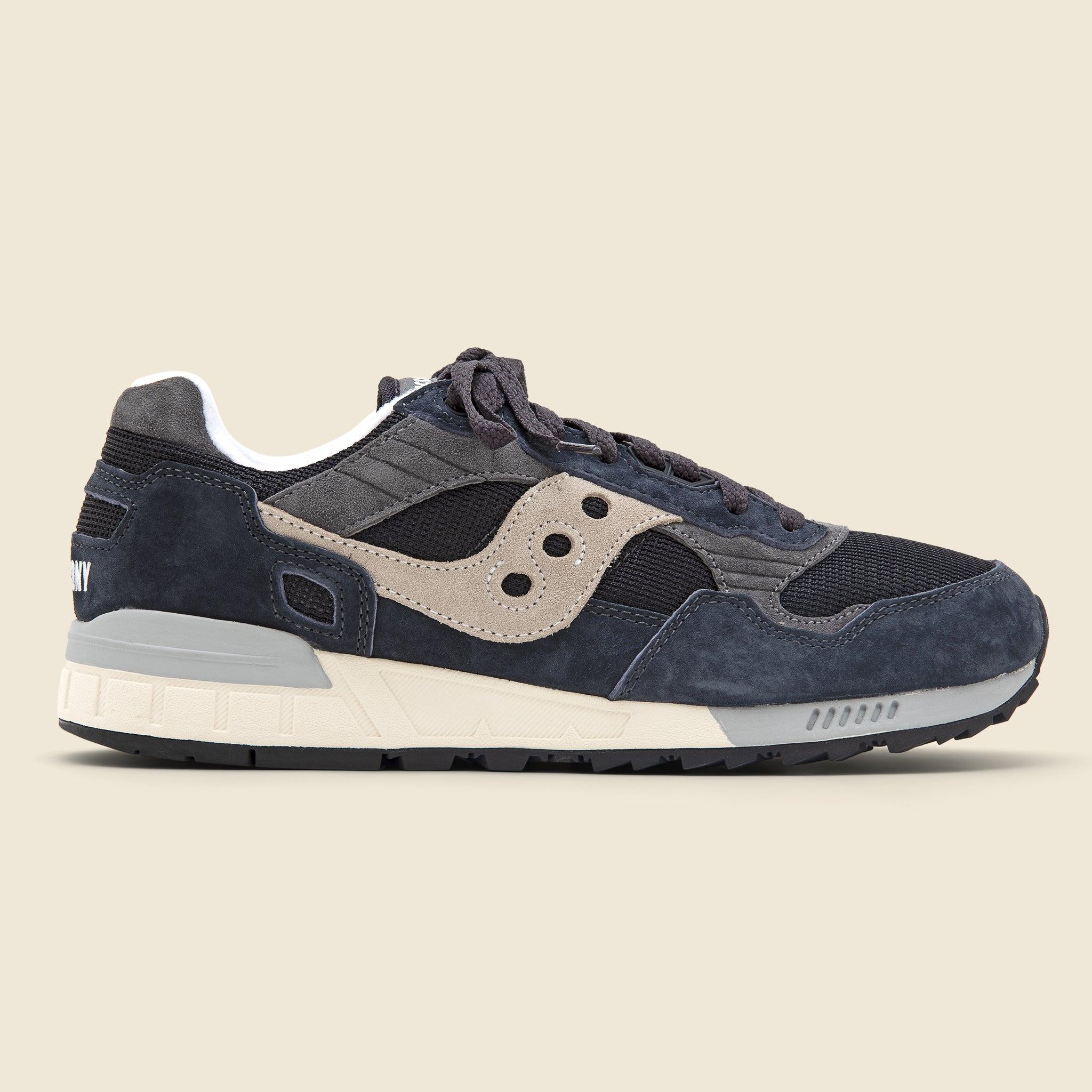 Saucony Shadow 5000 Essential Sneaker - Navy/cream in Blue for Men | Lyst