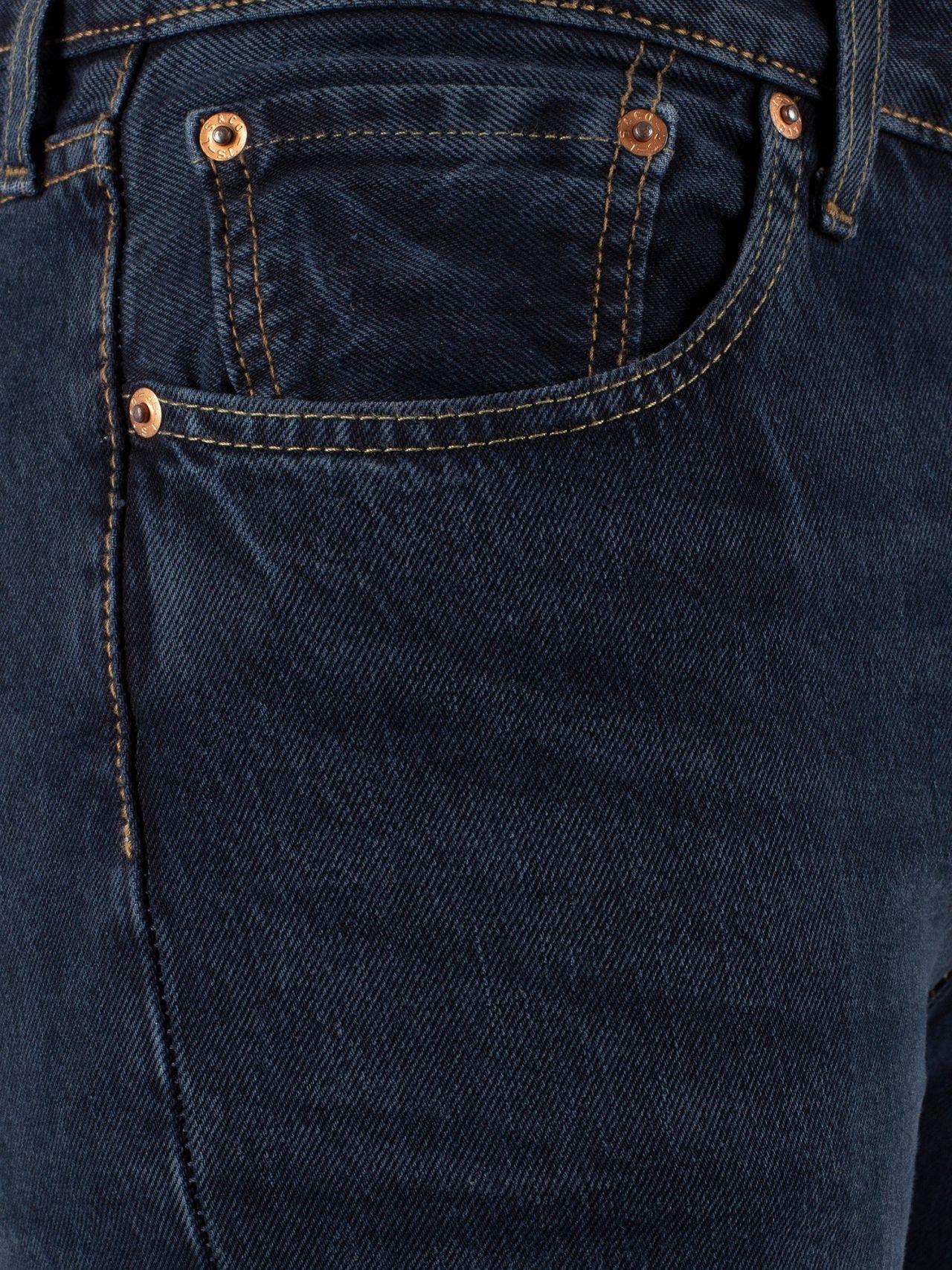 levi's dark hours