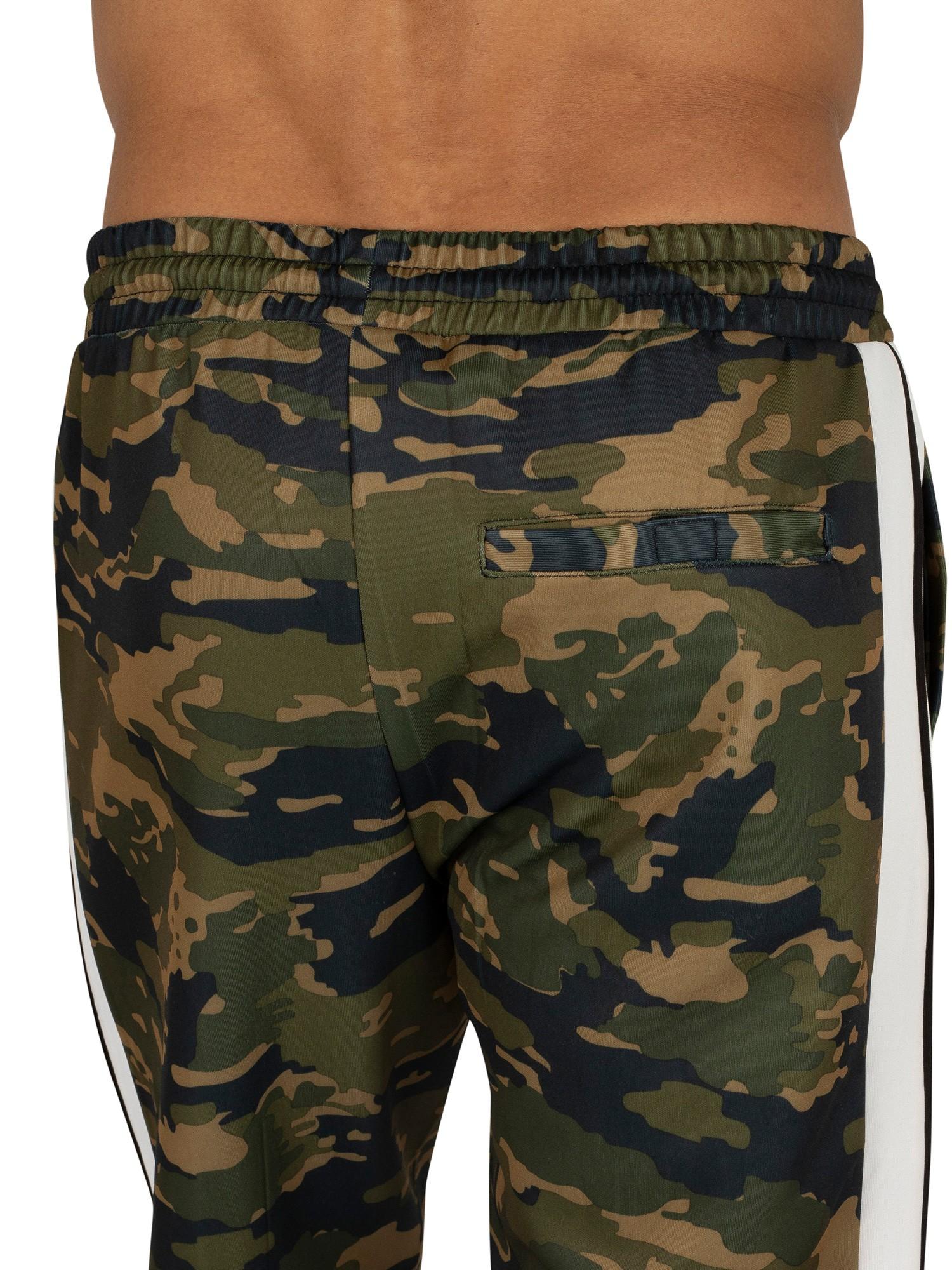ellesse camo shorts