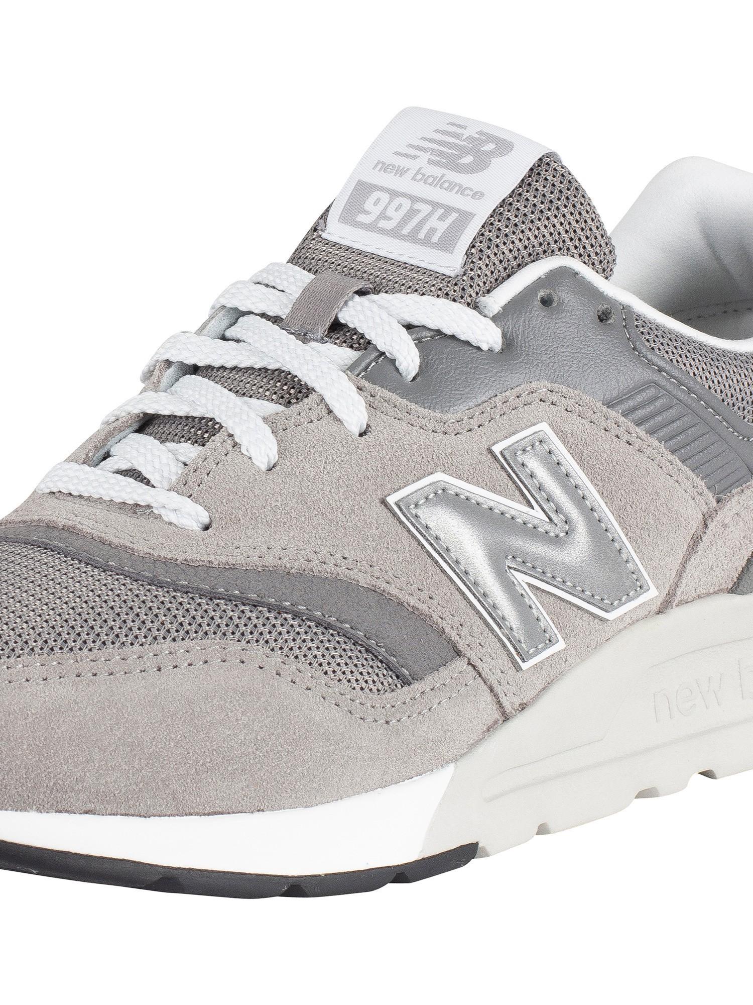 grey new balance joggers