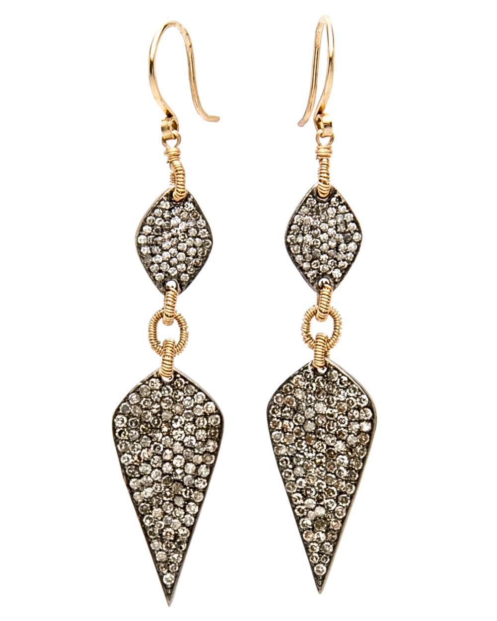 Lyst Dana Kellin Fine Jewelry Pave Diamond Drop Earrings In Metallic Gallery