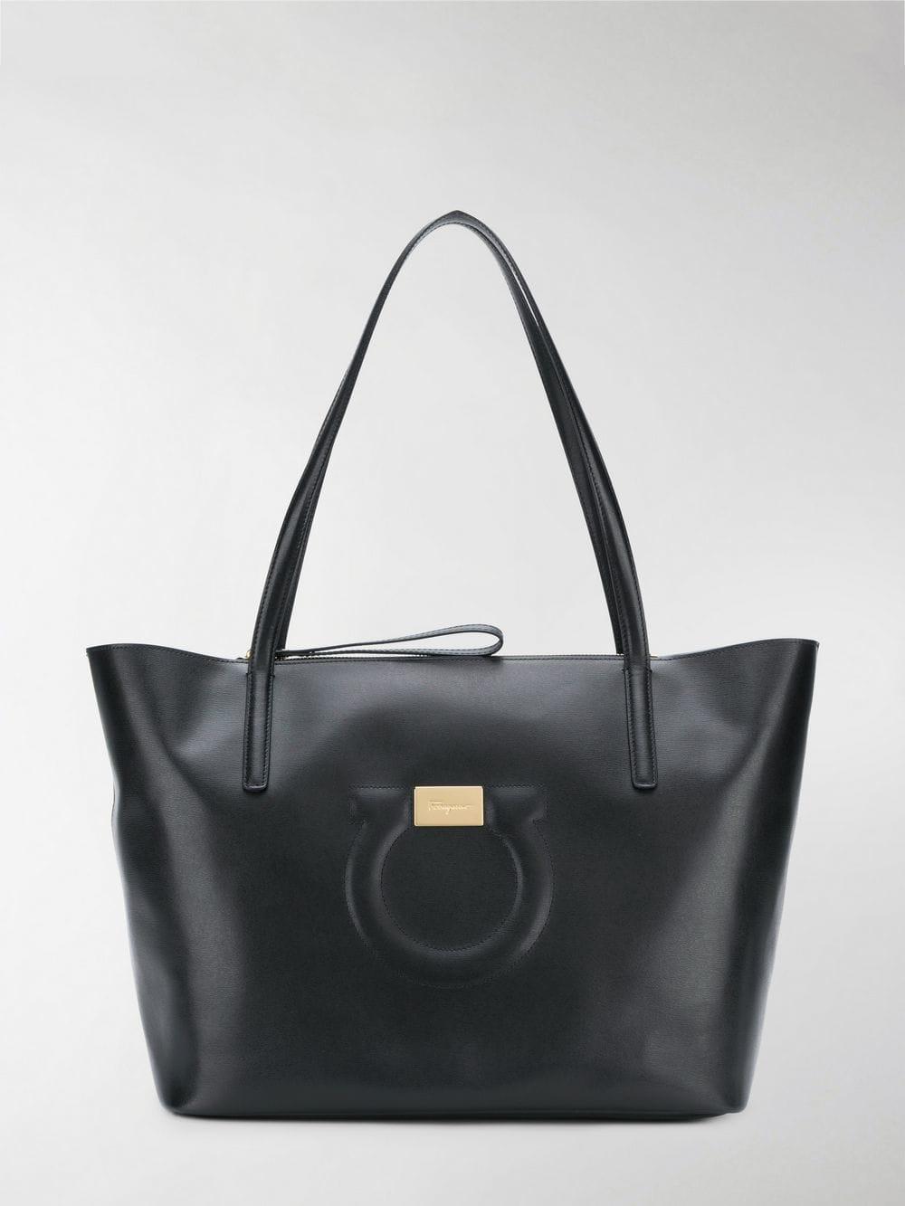 Salvatore ferragamo large gancio city tote hotsell