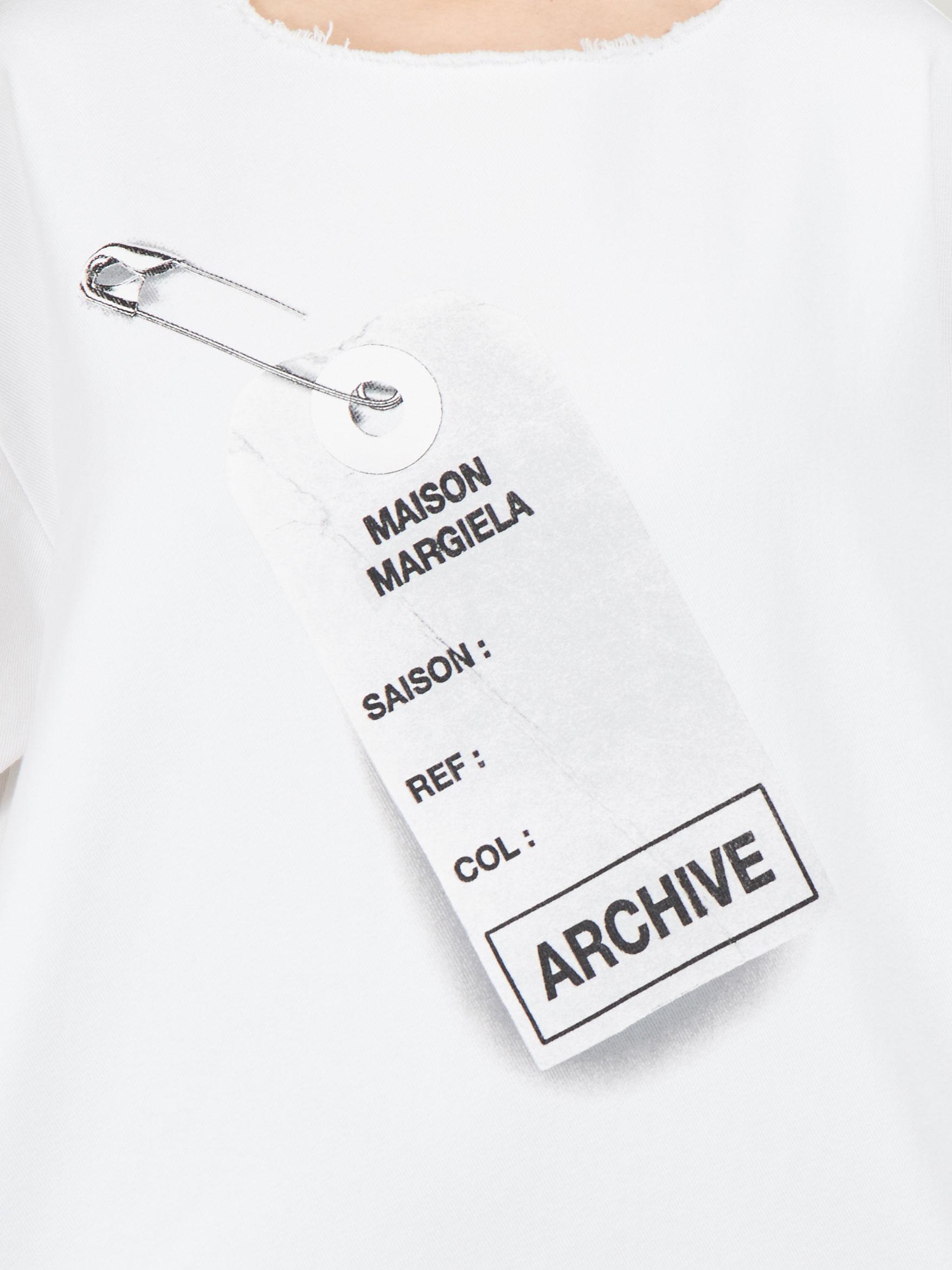 Lyst - MM6 by Maison Martin Margiela Label Print Cotton Tee in White