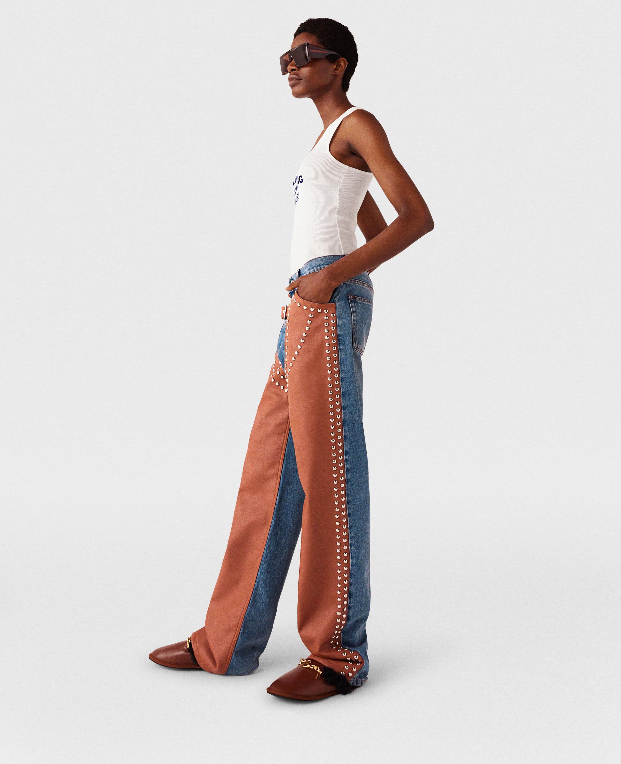 【24SS NEW】Stella McCartney / Chaps High-Rise ジーンズ Stella McCartney Altermat Denim Studded Chaps Baggy in