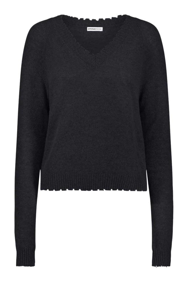 Minnie Rose Cashmere Frayed Edge V-neck Sweater in Black | Lyst UK