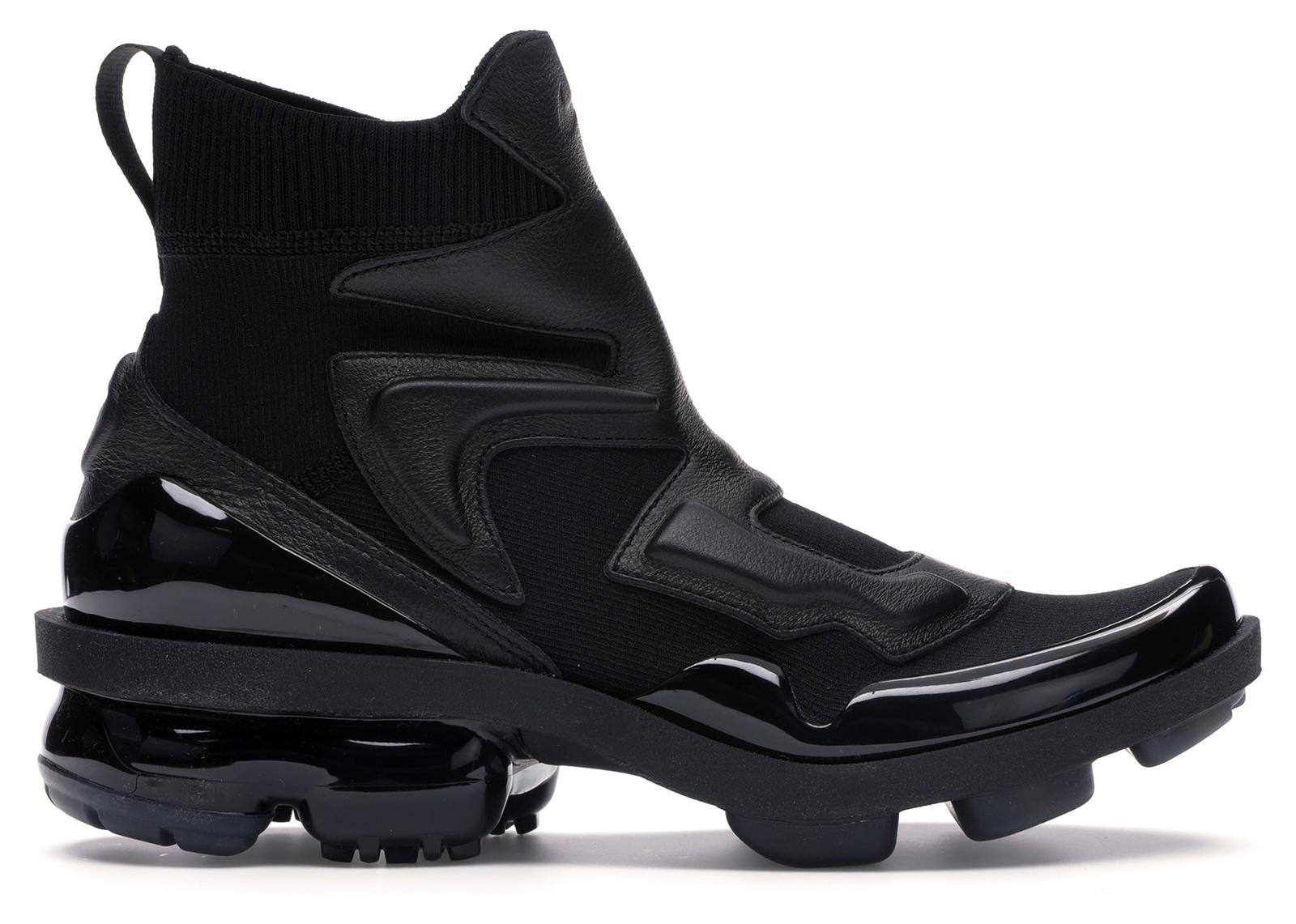 vapormax 2 triple black