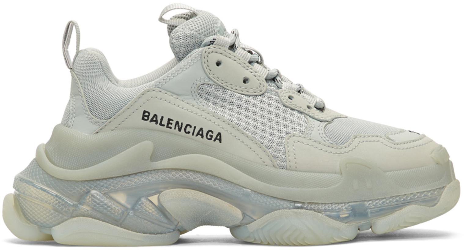 Balenciaga Synthetic Triple S Low-top Sneakers in Grey (Gray) - Save 30
