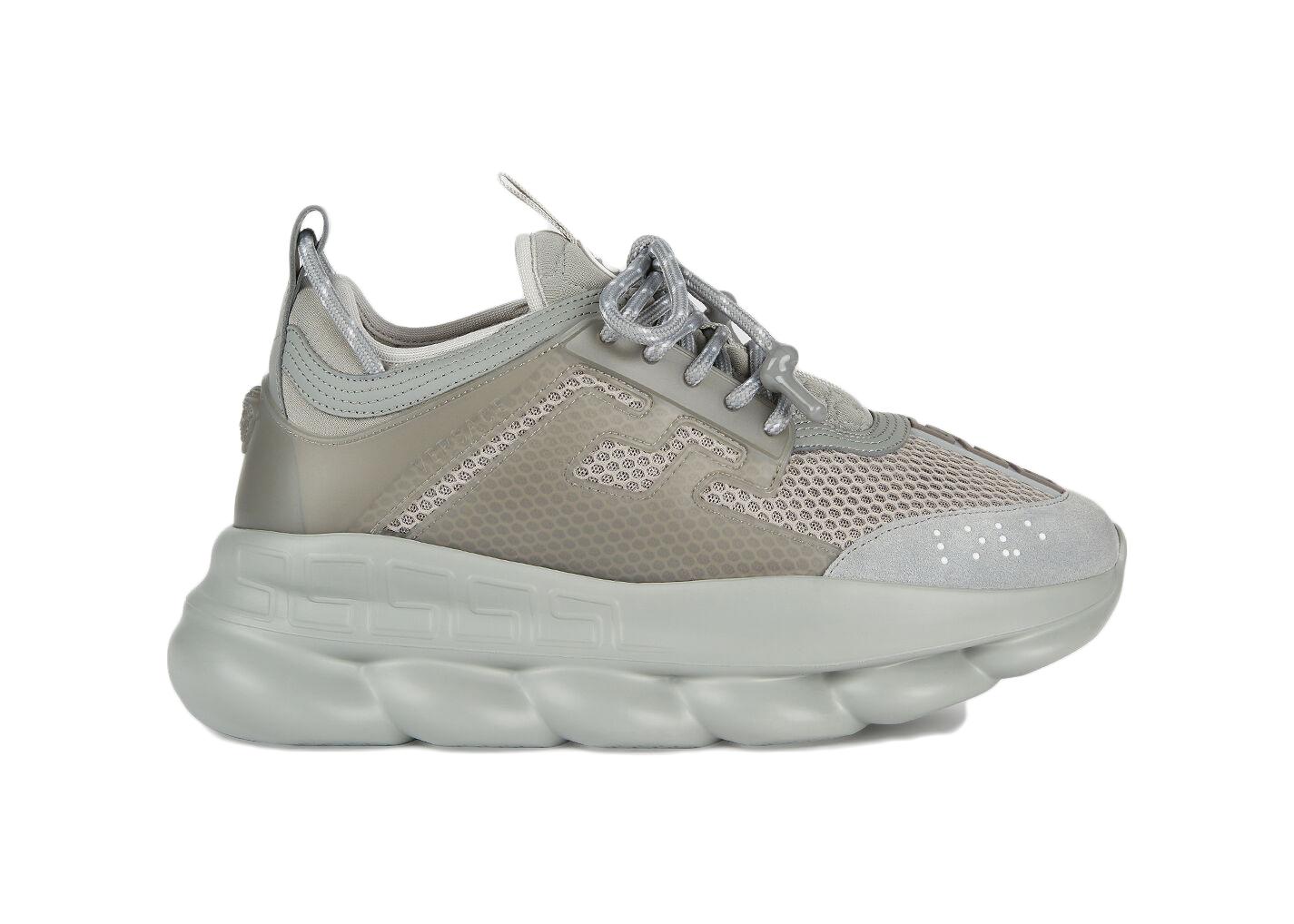 Chain Reaction Sneakers in Grey (Gray 
