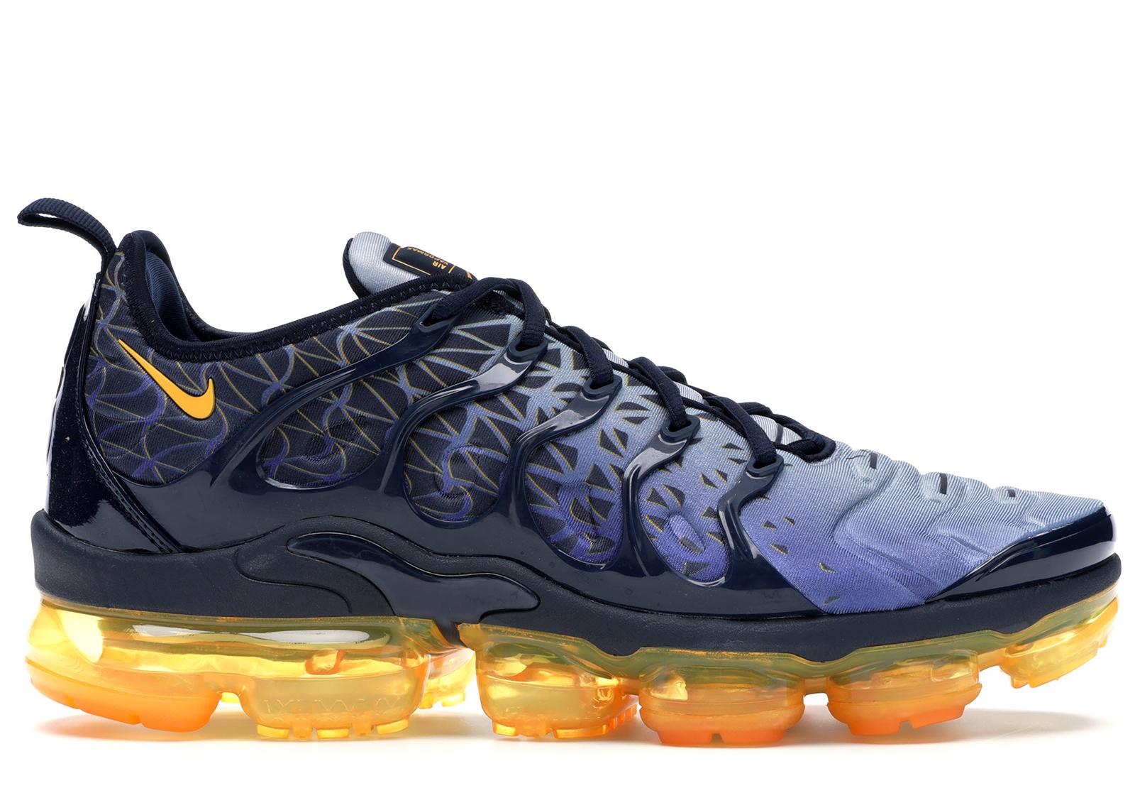 nike vapormax orange and blue