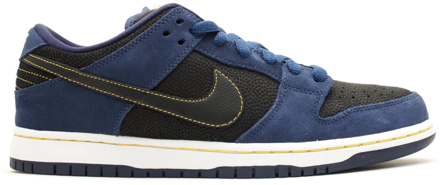 navy and blue dunks