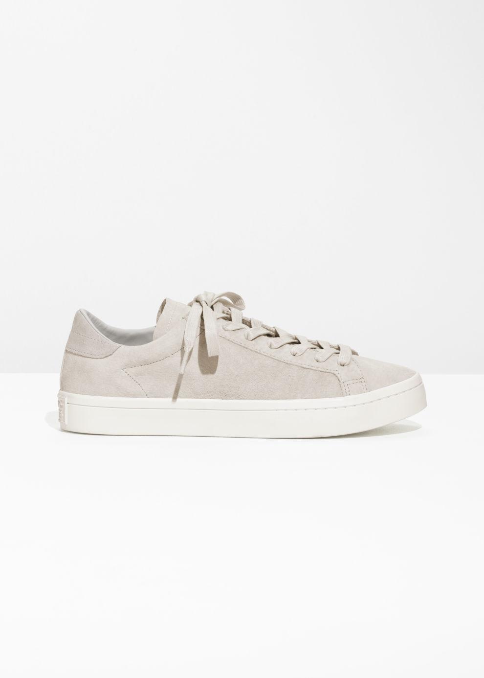 & otras historias de Adidas Zapatillas en blanco courtvantage Lyst & otras historias historias historias de Adidas Zapatillas en blanco courtvantage Lyst 47a96f