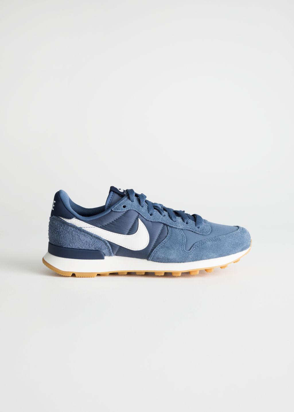 Stories Suede Nike Internationalist 