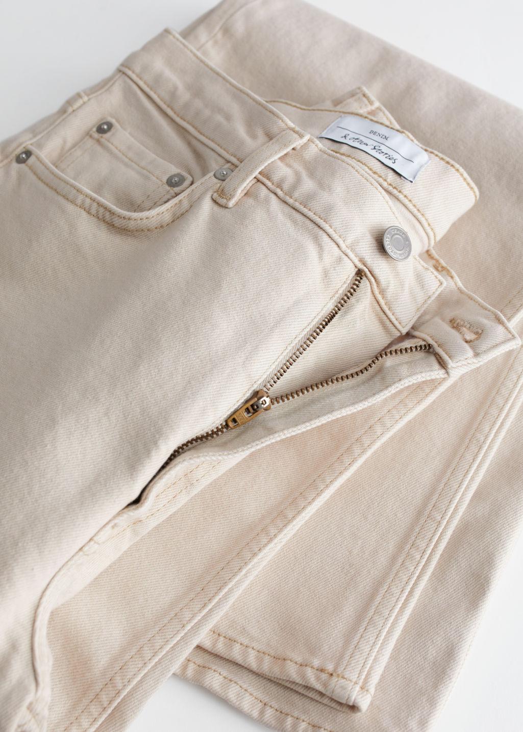 Denim Treasure Cut Jeans in Beige 