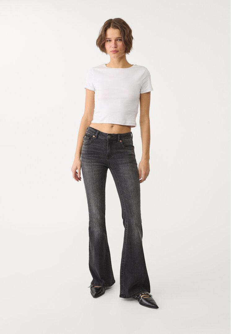 D04 Jeans A Campana Low Waist di Stradivarius in Bianco Lyst