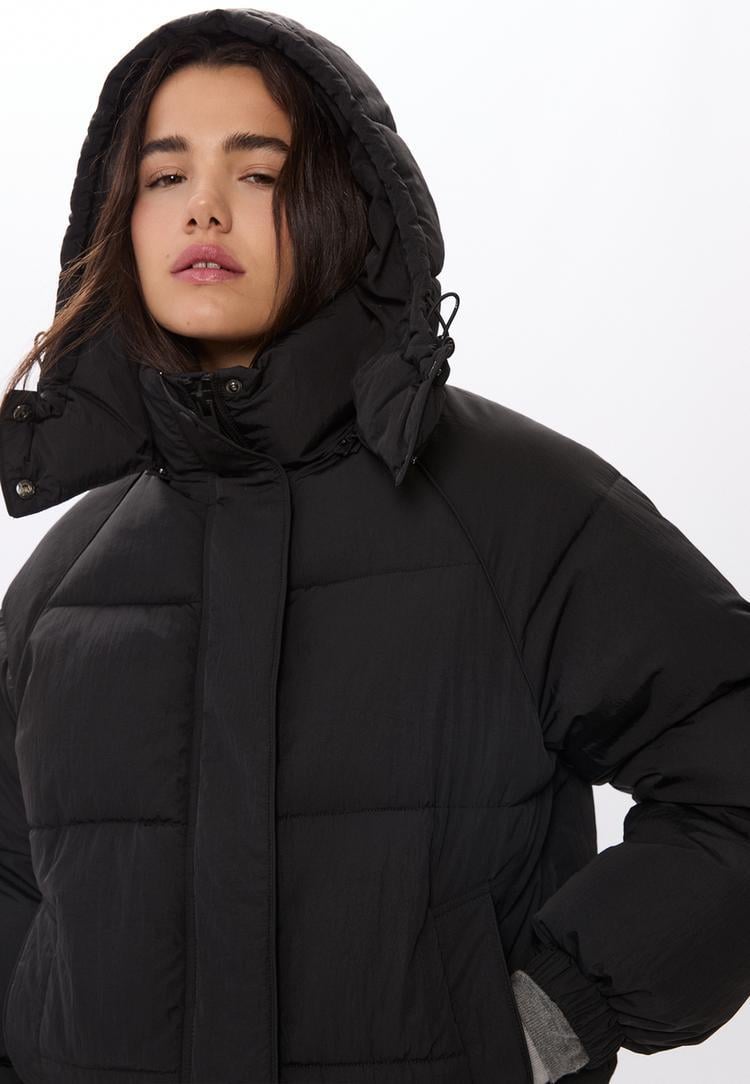 Giubbotto Imbottito Con Cappuccio di Stradivarius in Nero Lyst