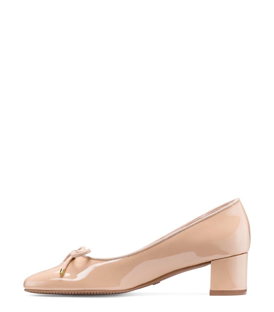 stuart weitzman gabby chain link