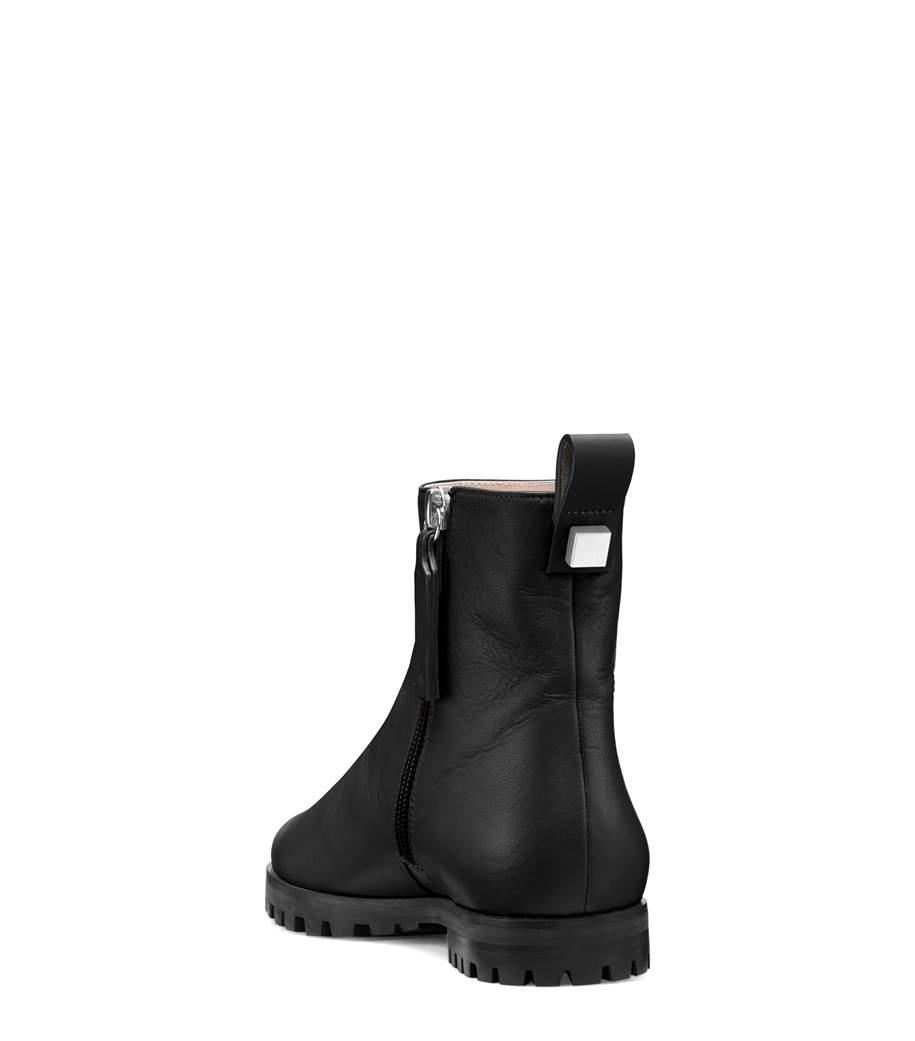stuart weitzman riley boots