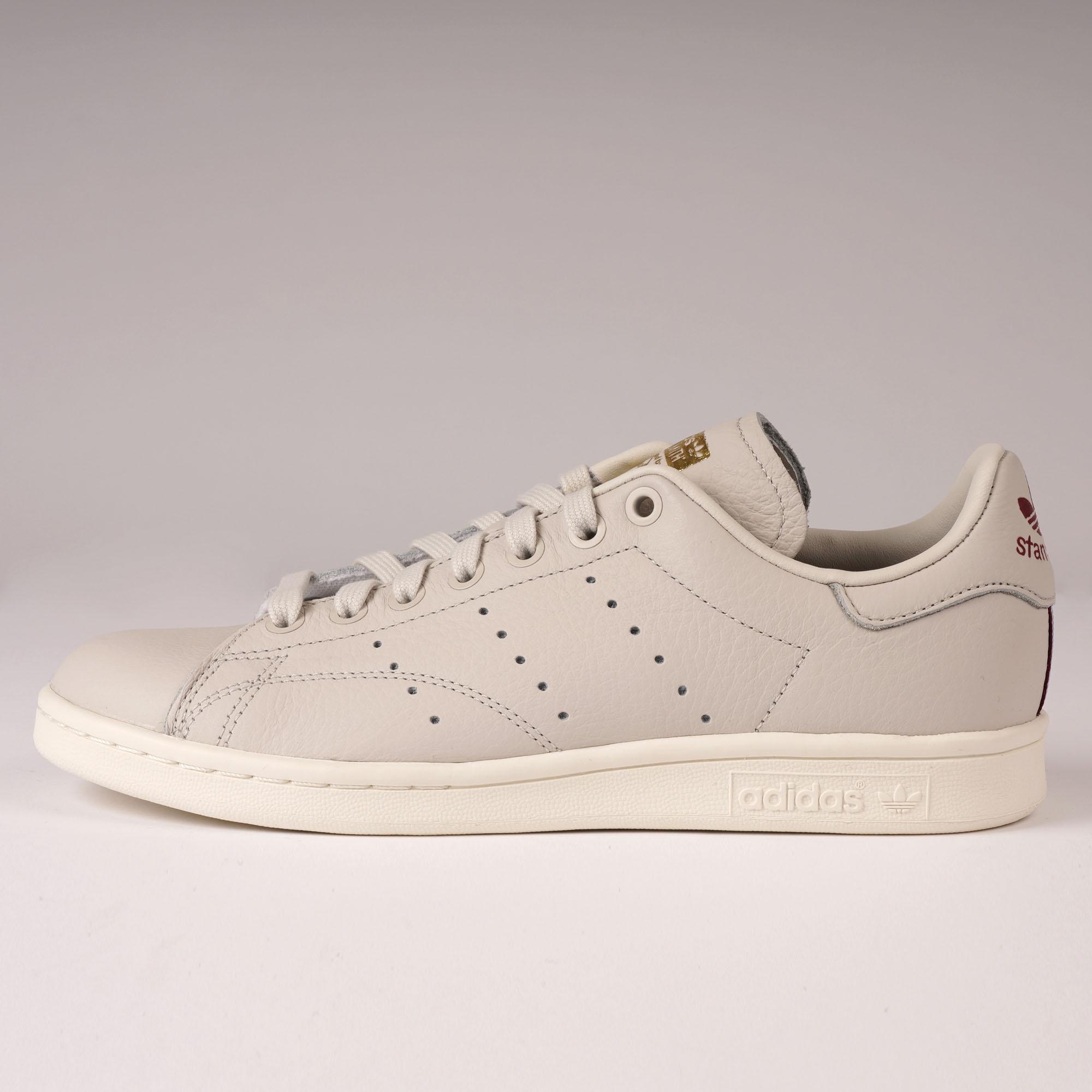 adidas Originals Leather Stan Smith - Raw White, Collegiate Burgundy \u0026 Periwinkle - Lyst