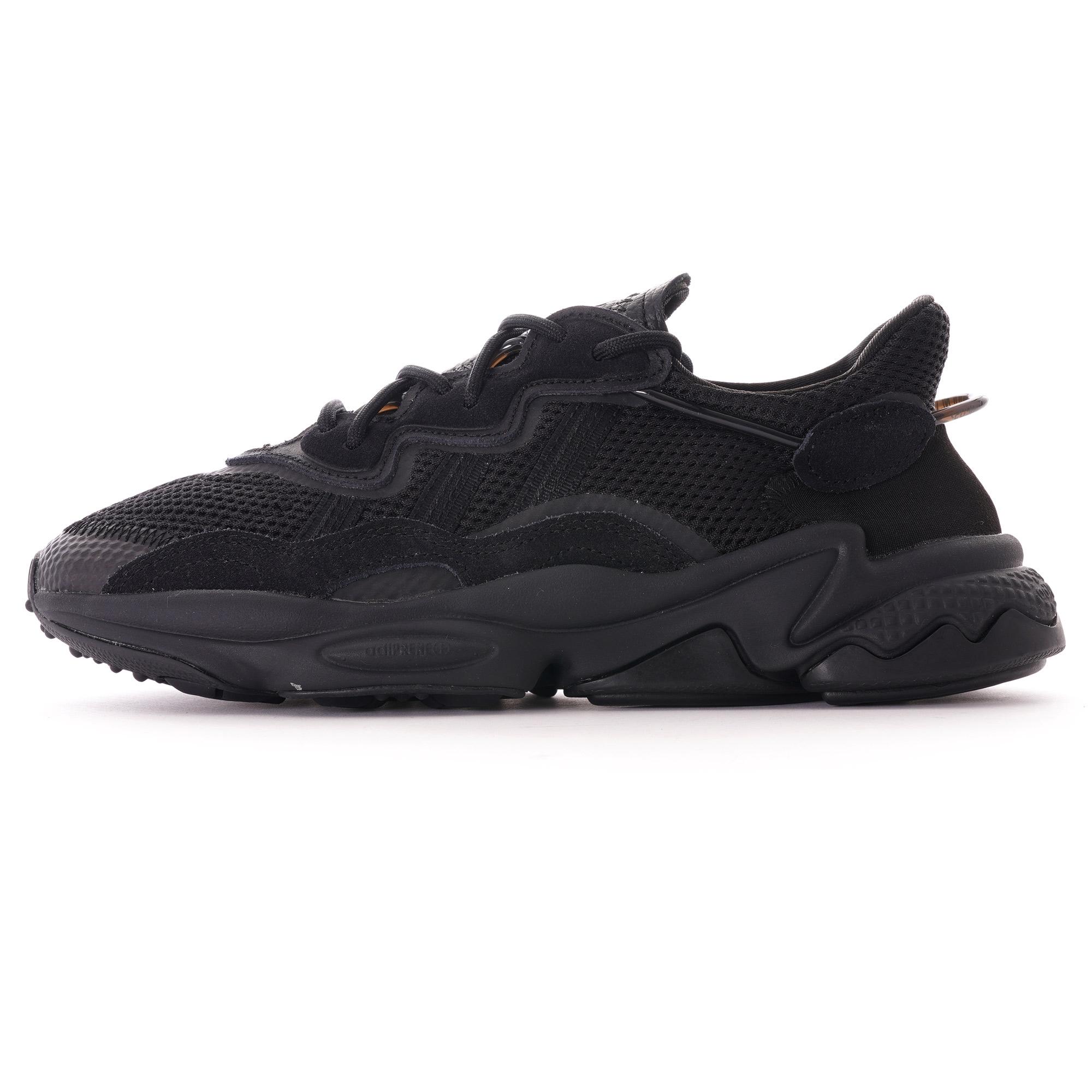 black ozweego women's