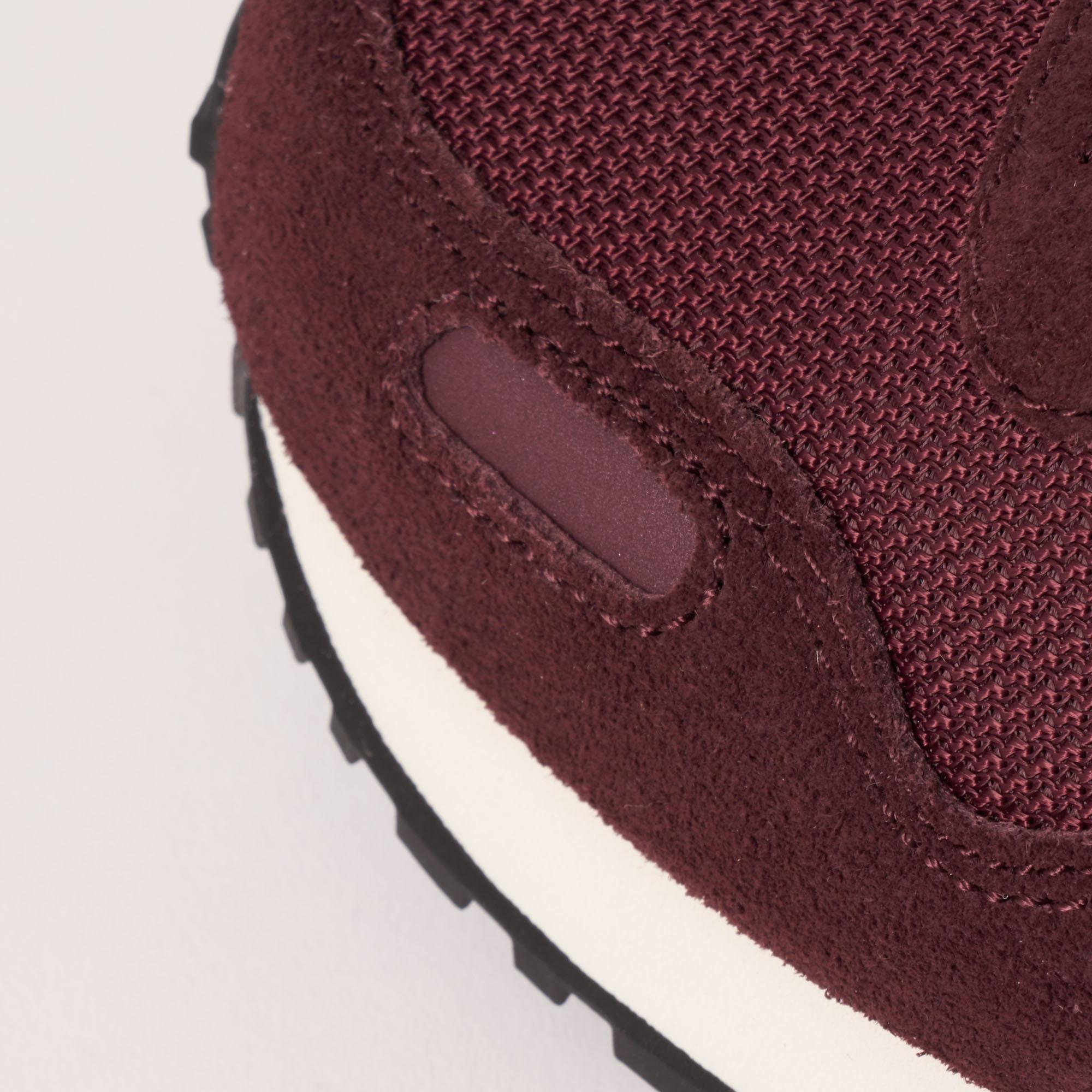 nike air vortex burgundy