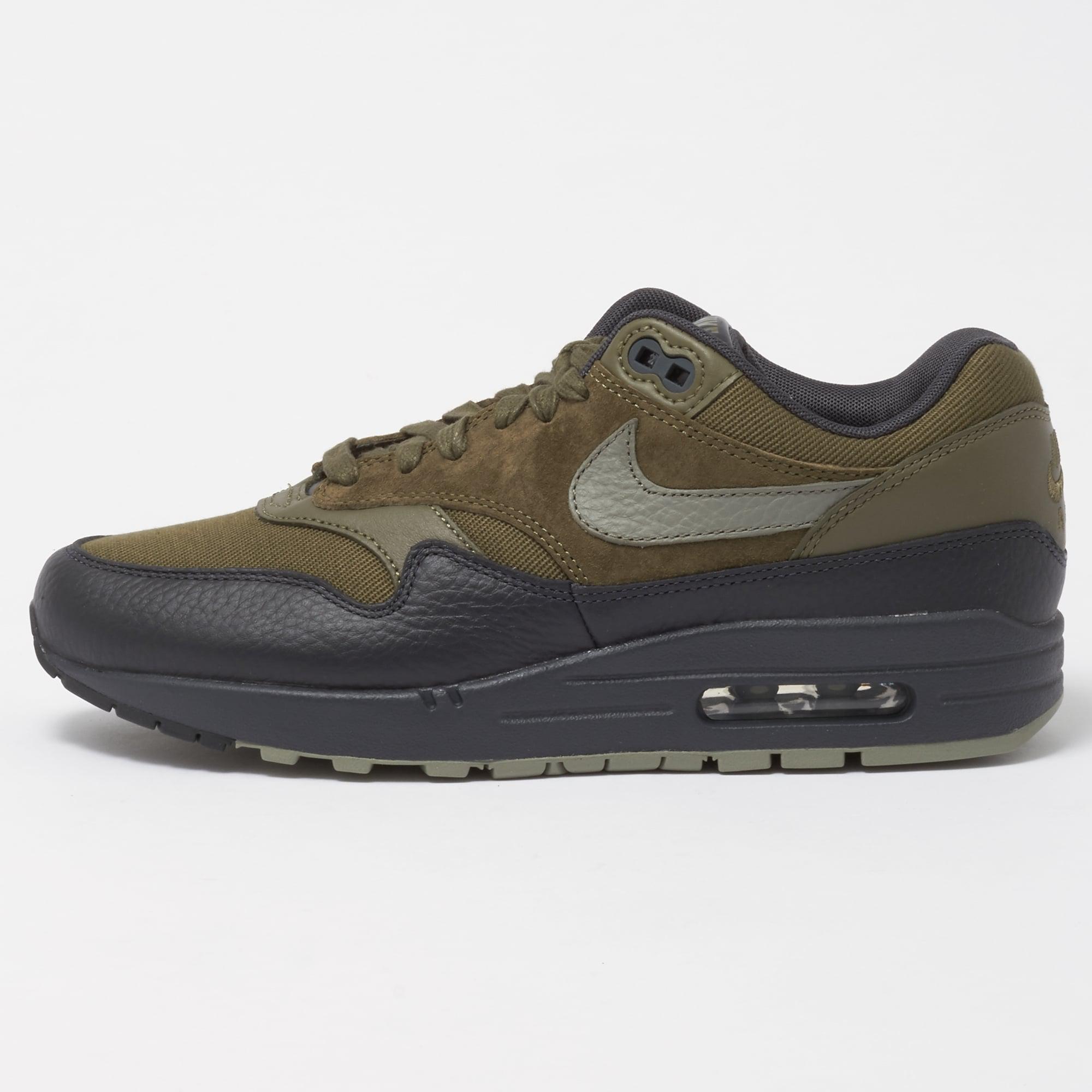 olive green air max