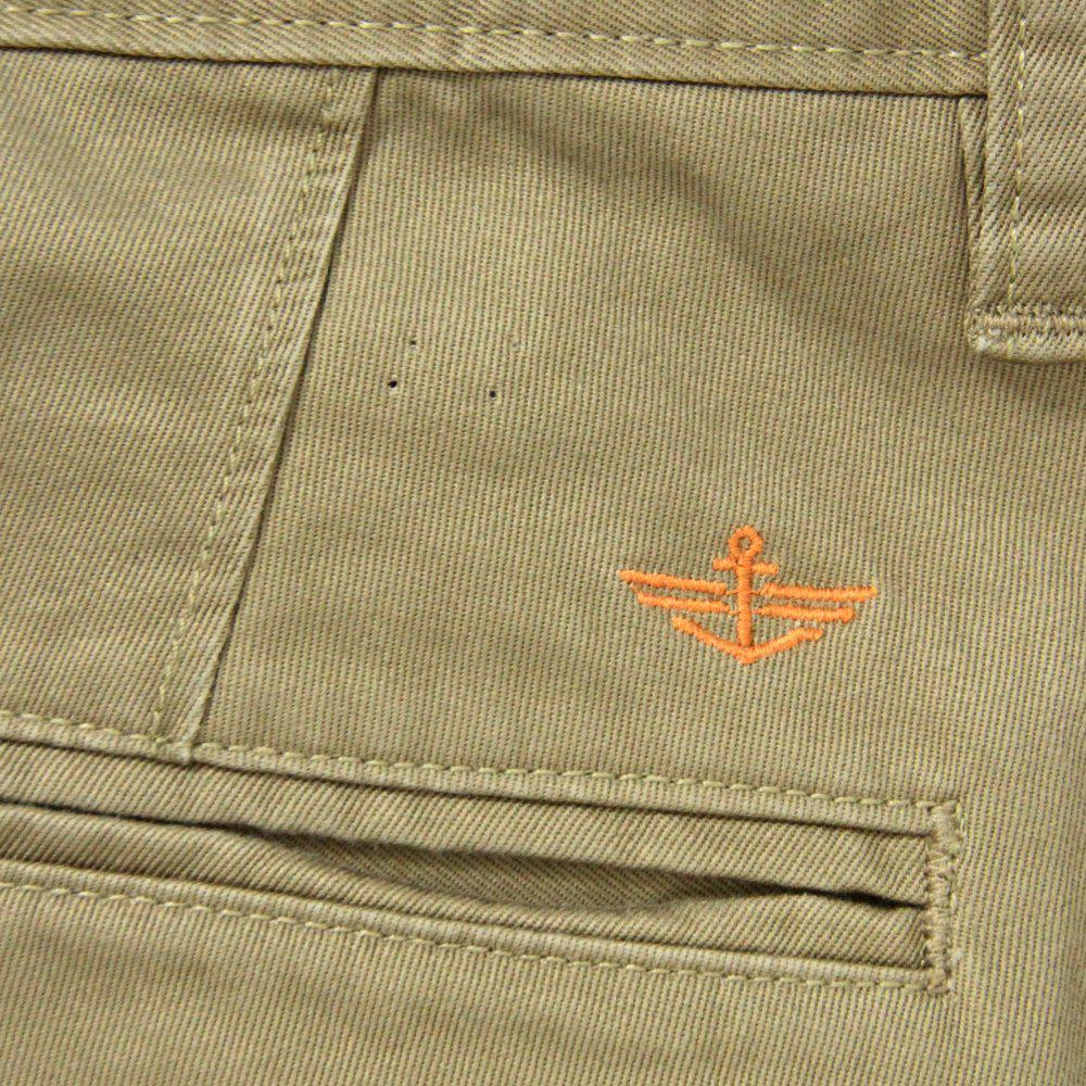 dockers alpha khaki supreme flex
