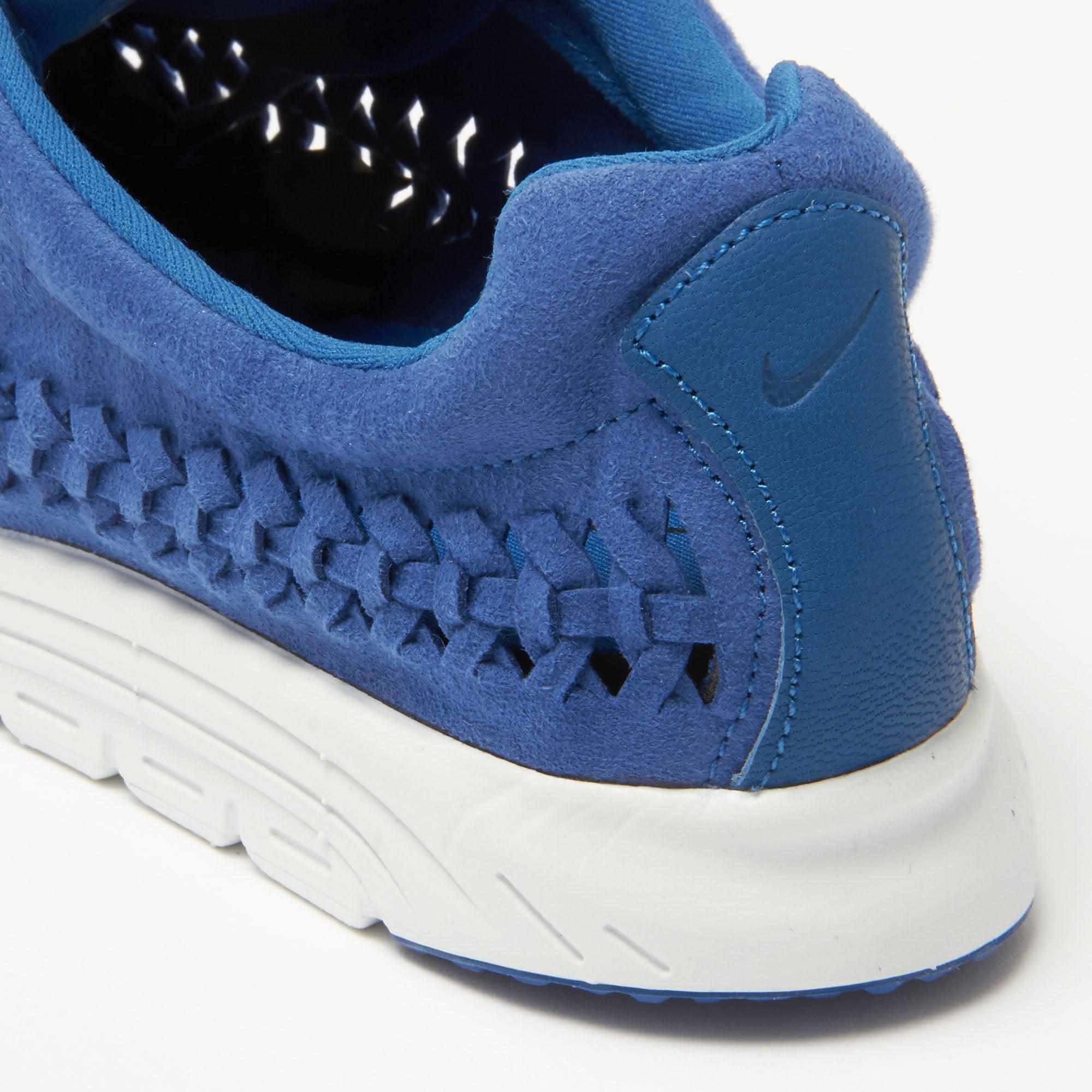 Nike Synthetic Mayfly Woven Royal Blue Sneakers for Men - Lyst