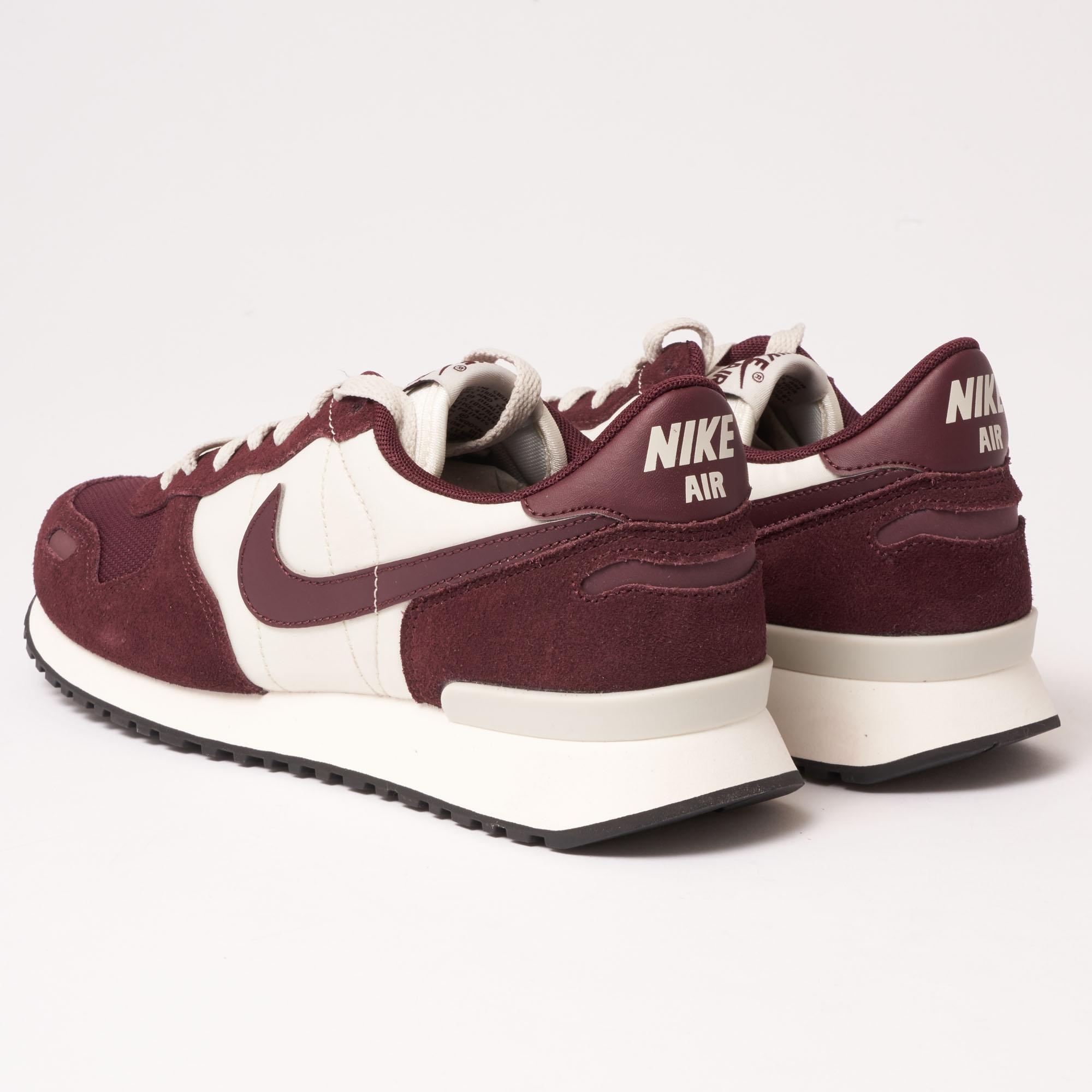 nike air vortex burgundy