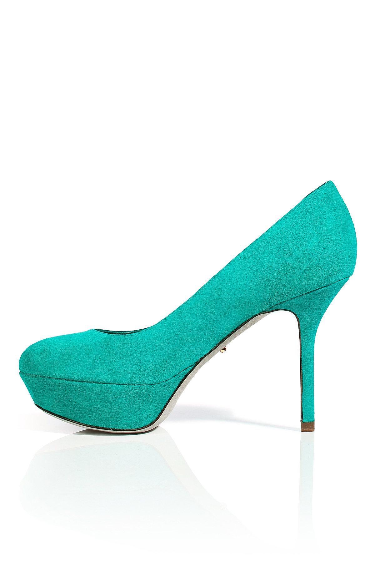 turquoise platform pumps