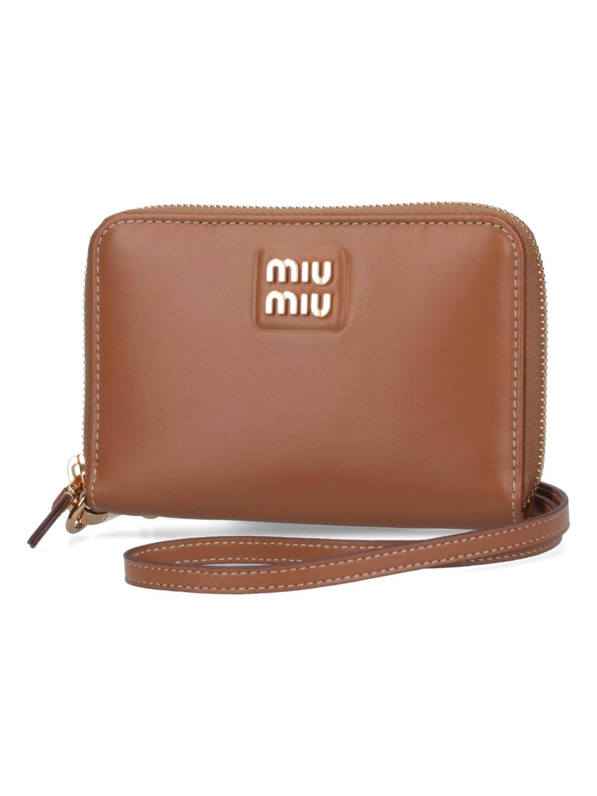 Miu Miu Leather Passport Holder in Brown | Lyst