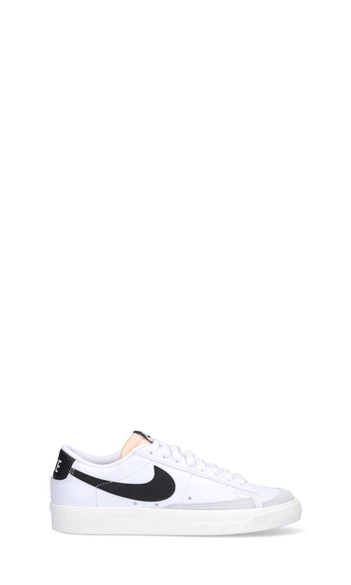 Nike 'blazer Low '77' Sneakers in White | Lyst