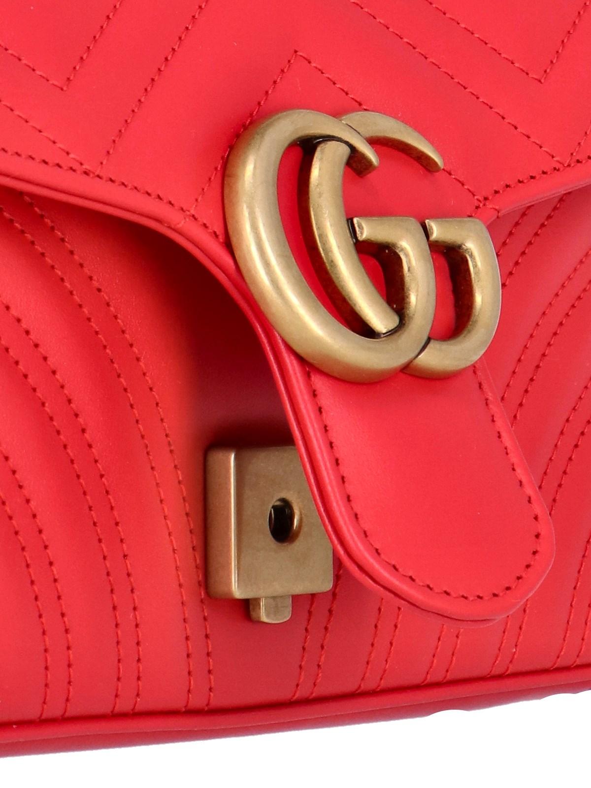 GG Marmont Small Shoulder Bag in Red - Gucci