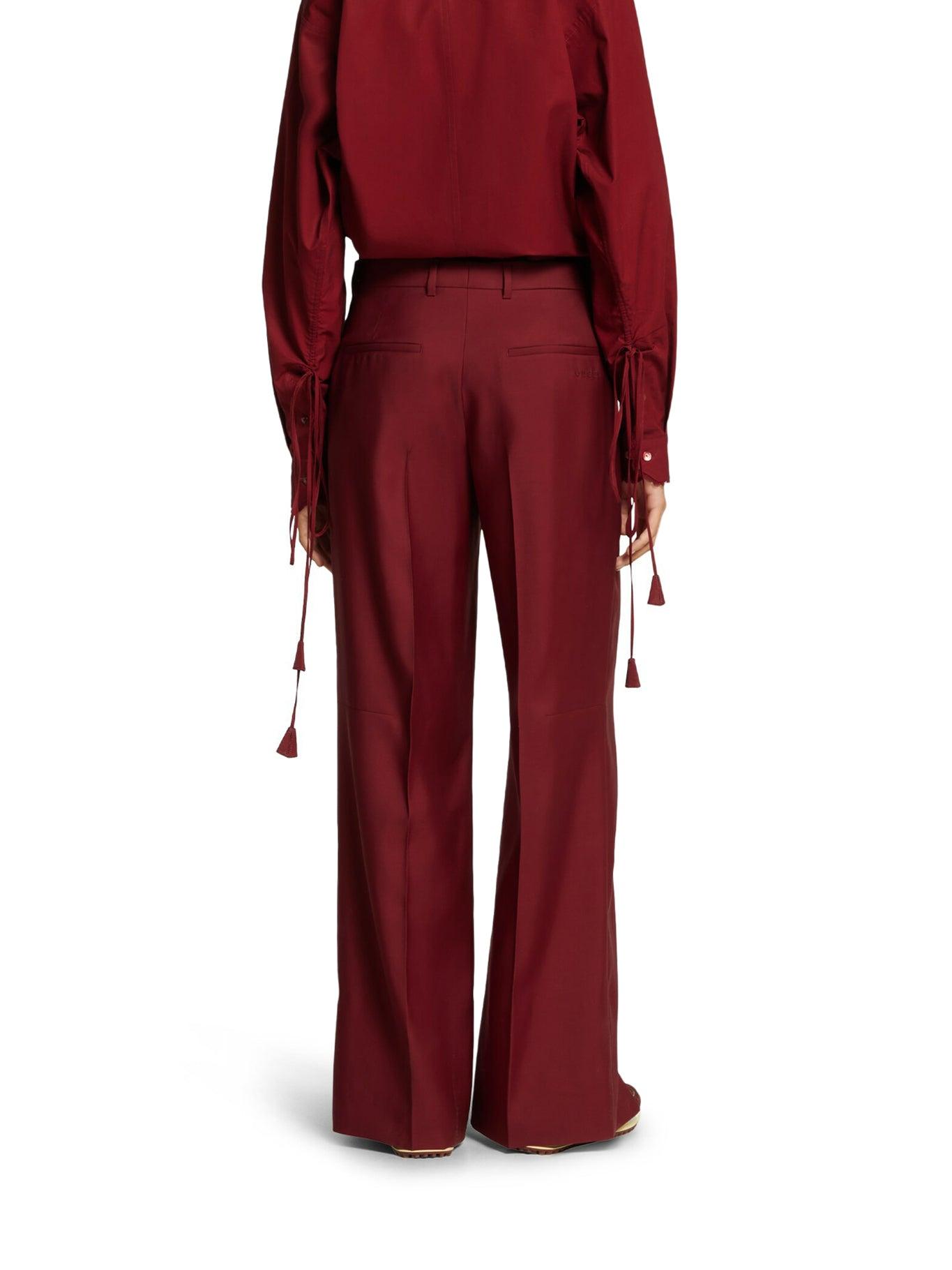 パンツ GUCCI OVERSIZE LOW WAIST PETITE FIT WOOL PANT Gucci Oversize Low Waist Petite Fit Wool Pant in Red | Lyst